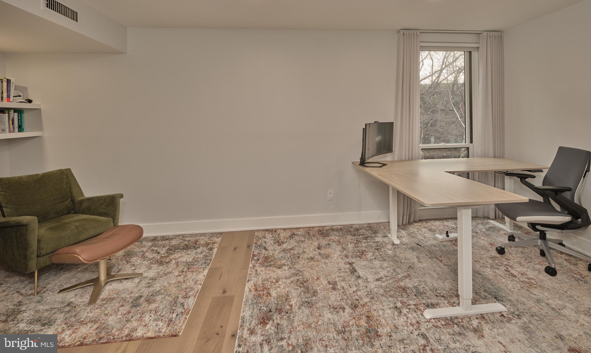 SOCIETY HILL - Residential