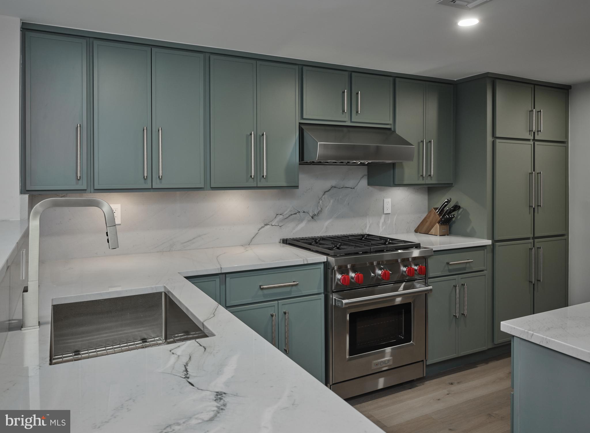 SOCIETY HILL - Residential