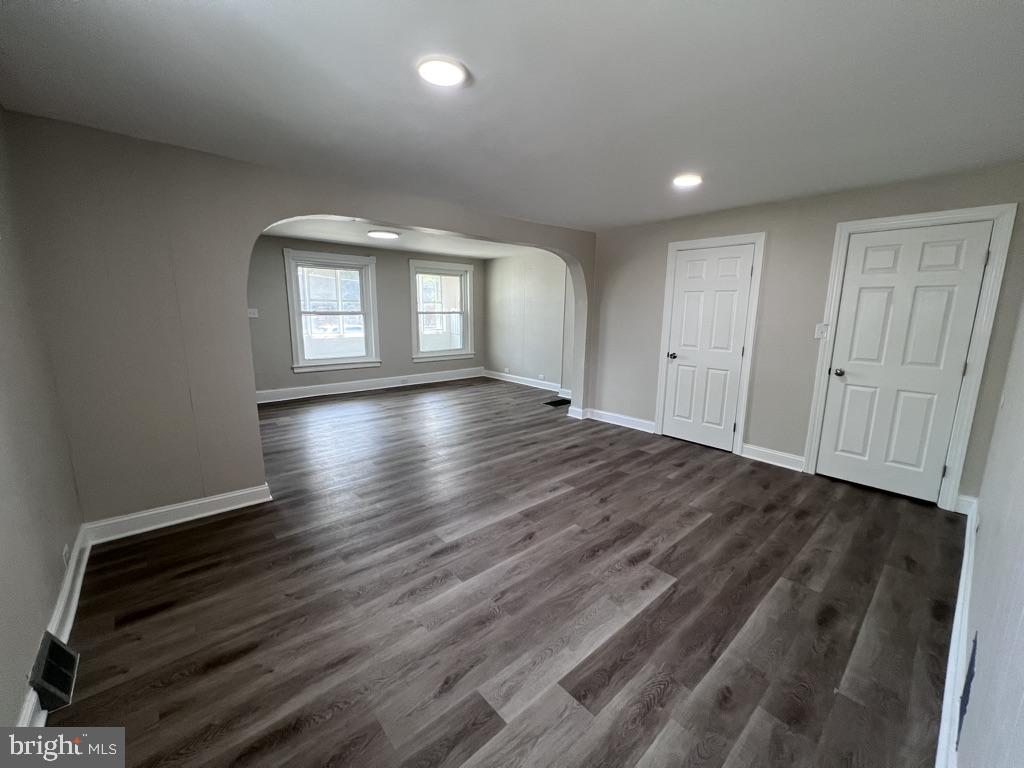 LESTER - Residential