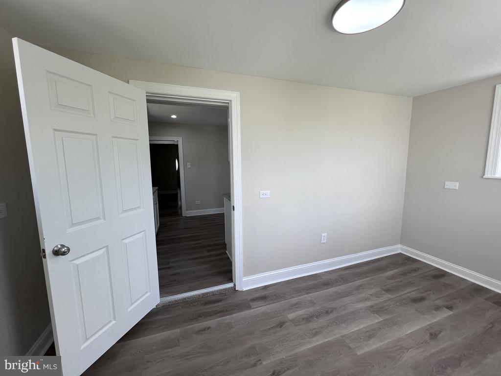 LESTER - Residential