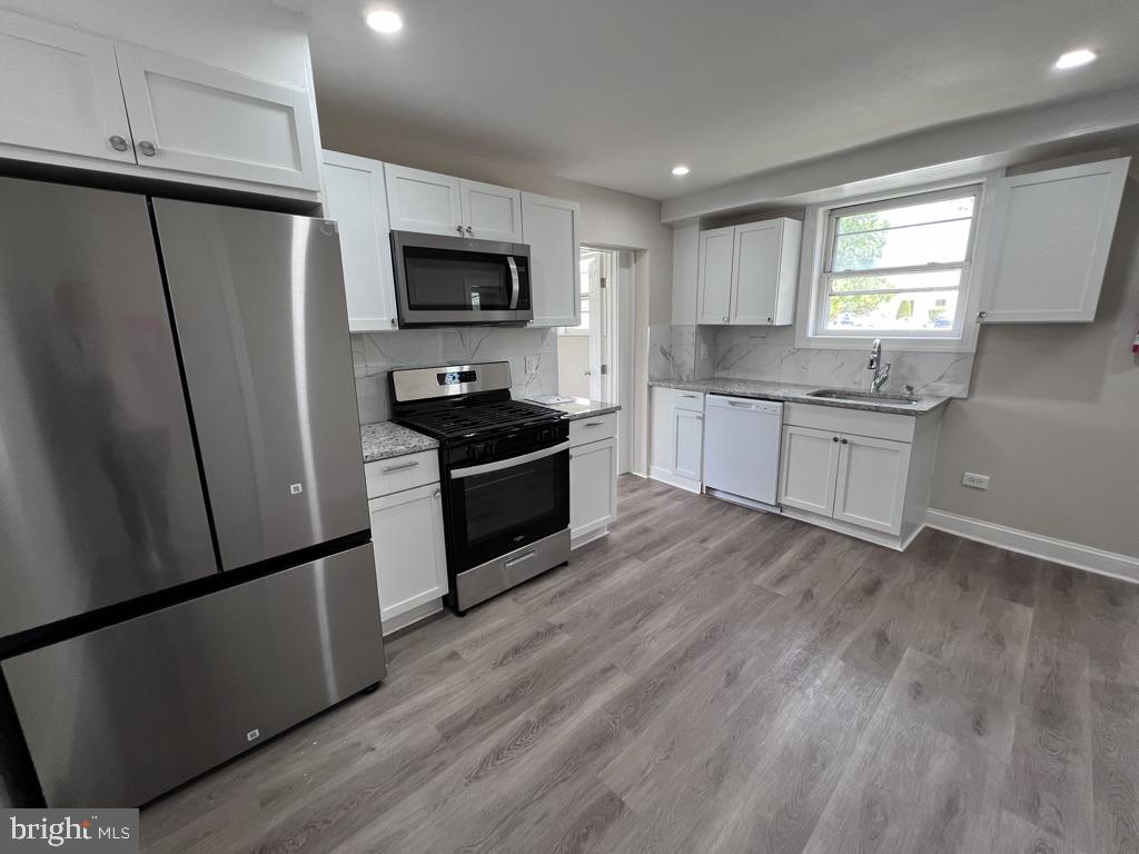 LESTER - Residential