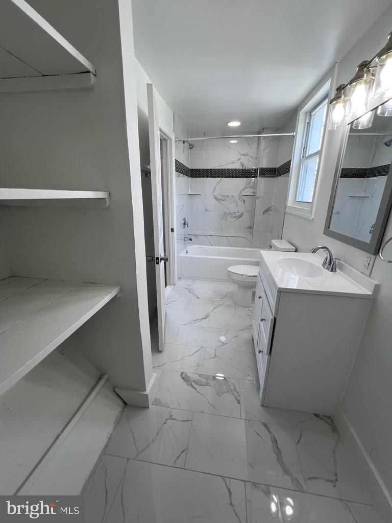LESTER - Residential