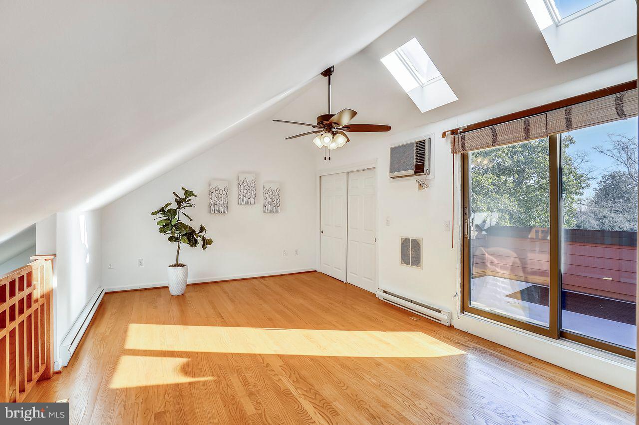 HISTORIC DISTRICT - Residential