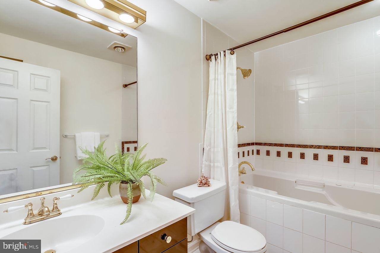 HISTORIC DISTRICT - Residential