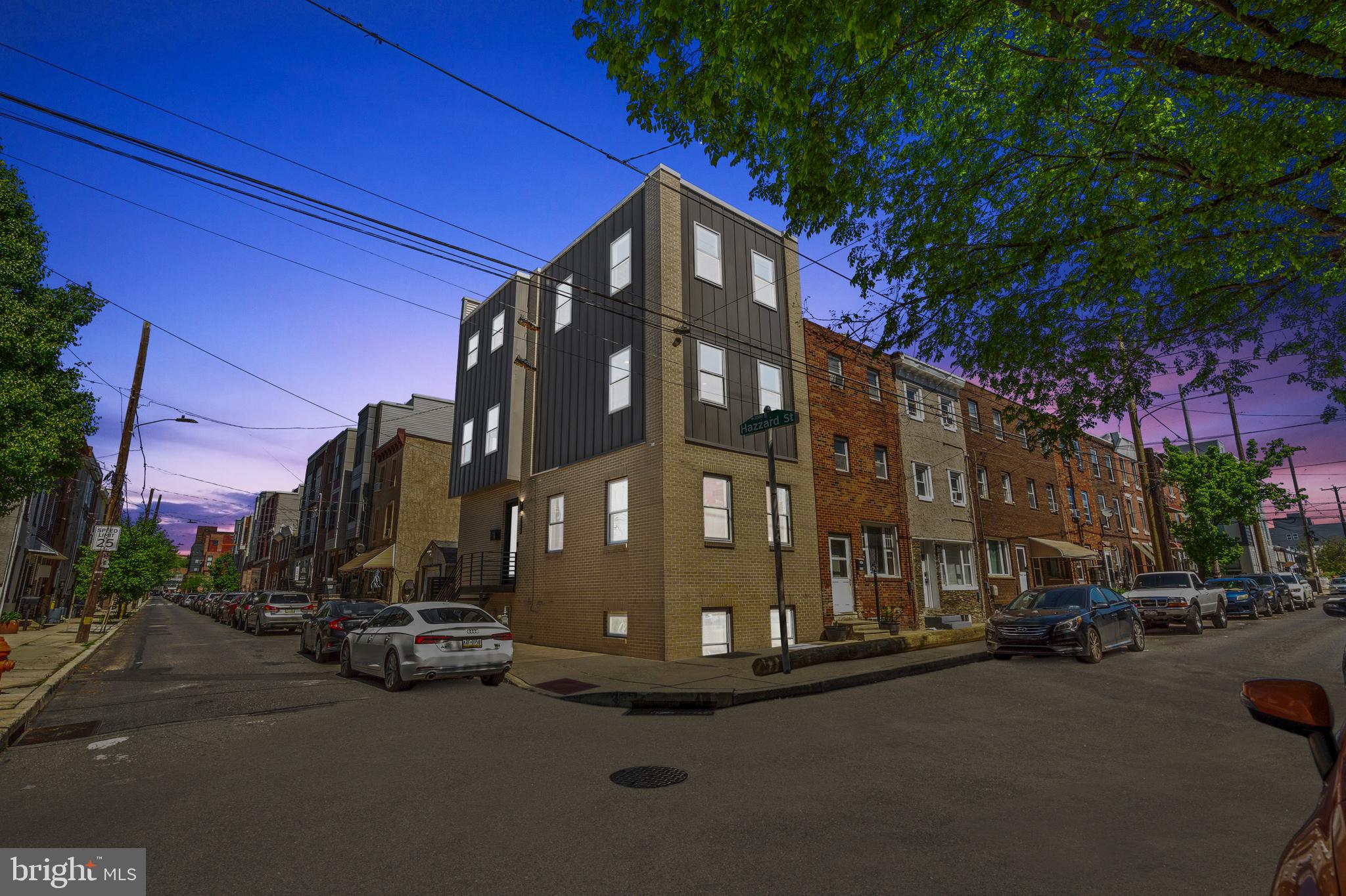 EAST KENSINGTON - Residential