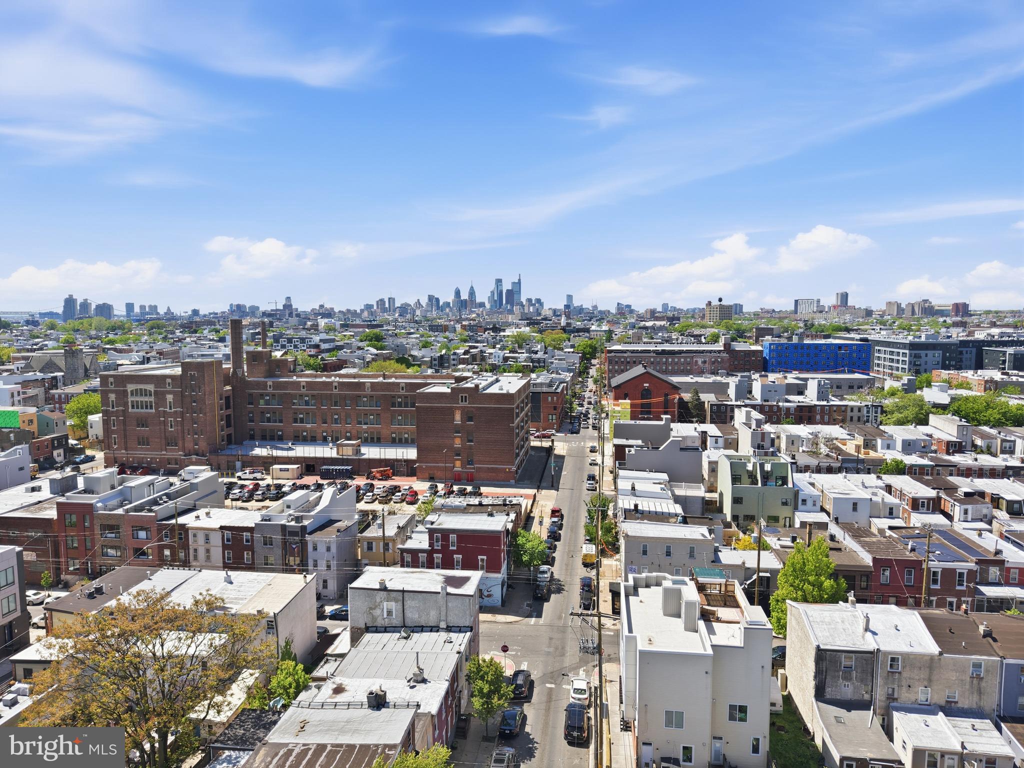 EAST KENSINGTON - Residential