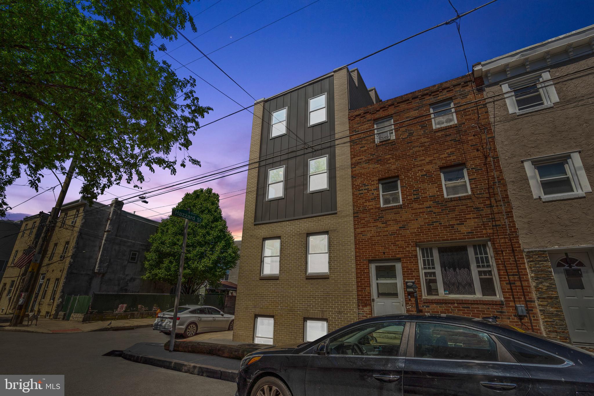 EAST KENSINGTON - Residential