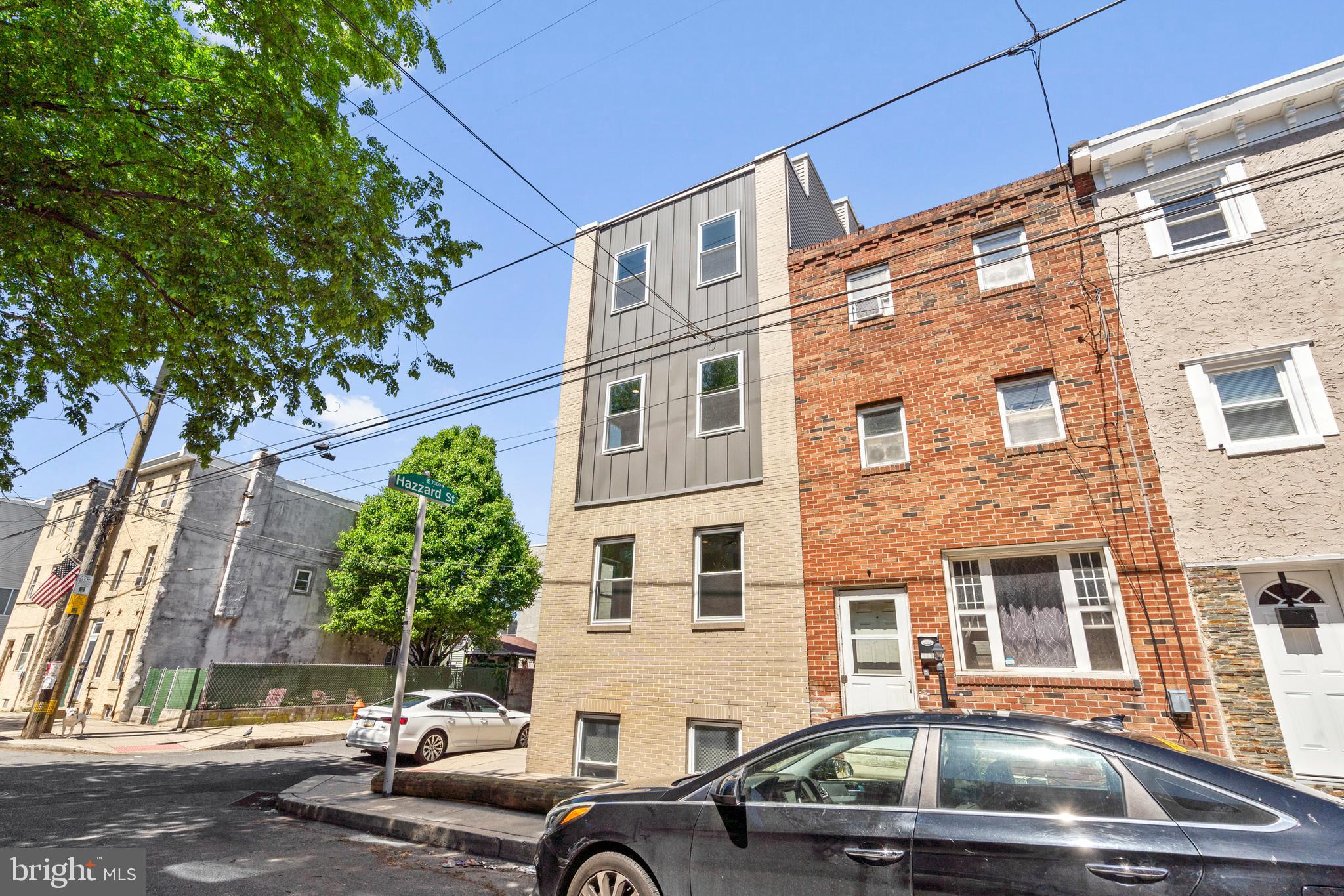 EAST KENSINGTON - Residential