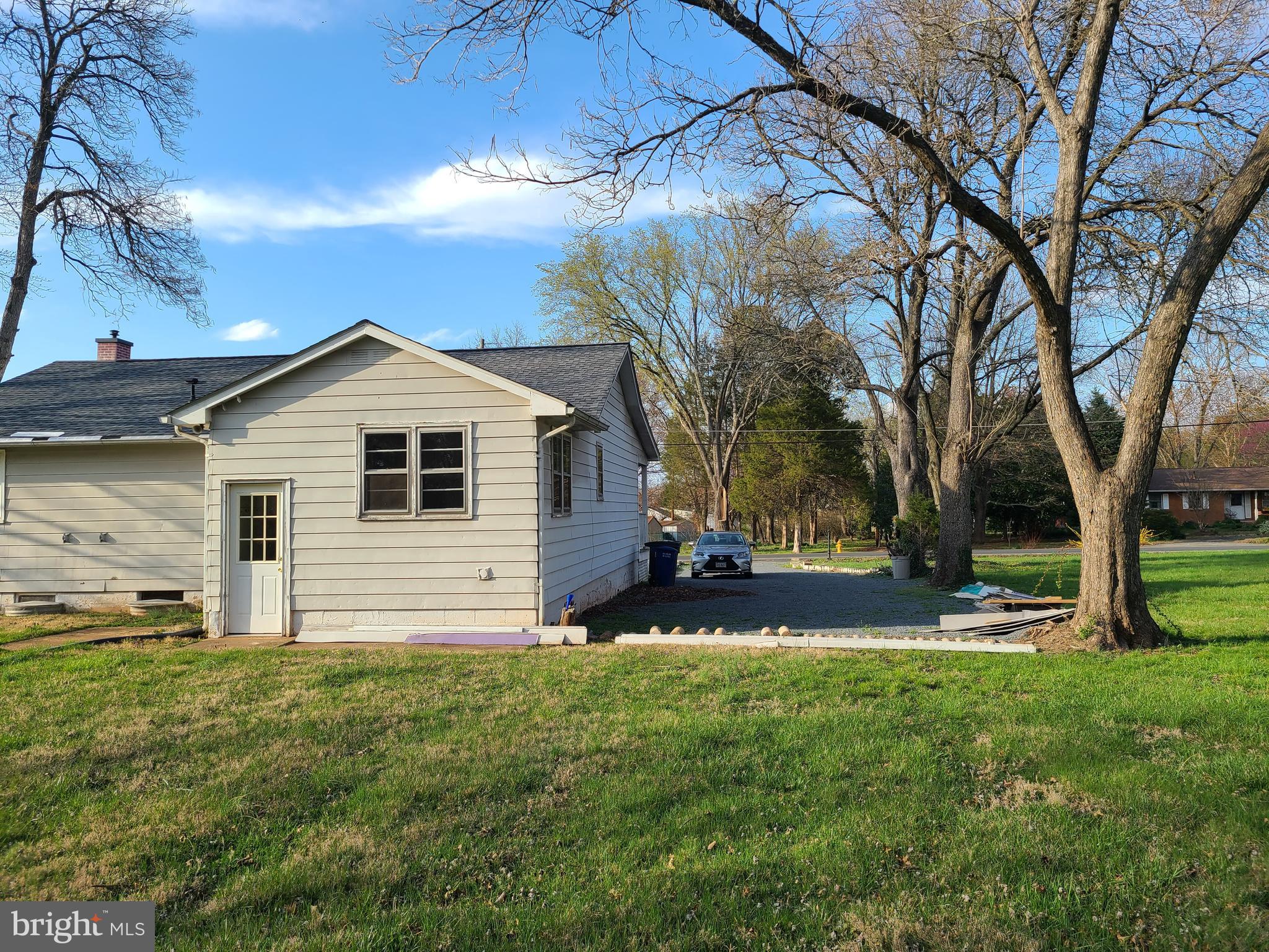 YORKSHIRE PARK - Residential Lease