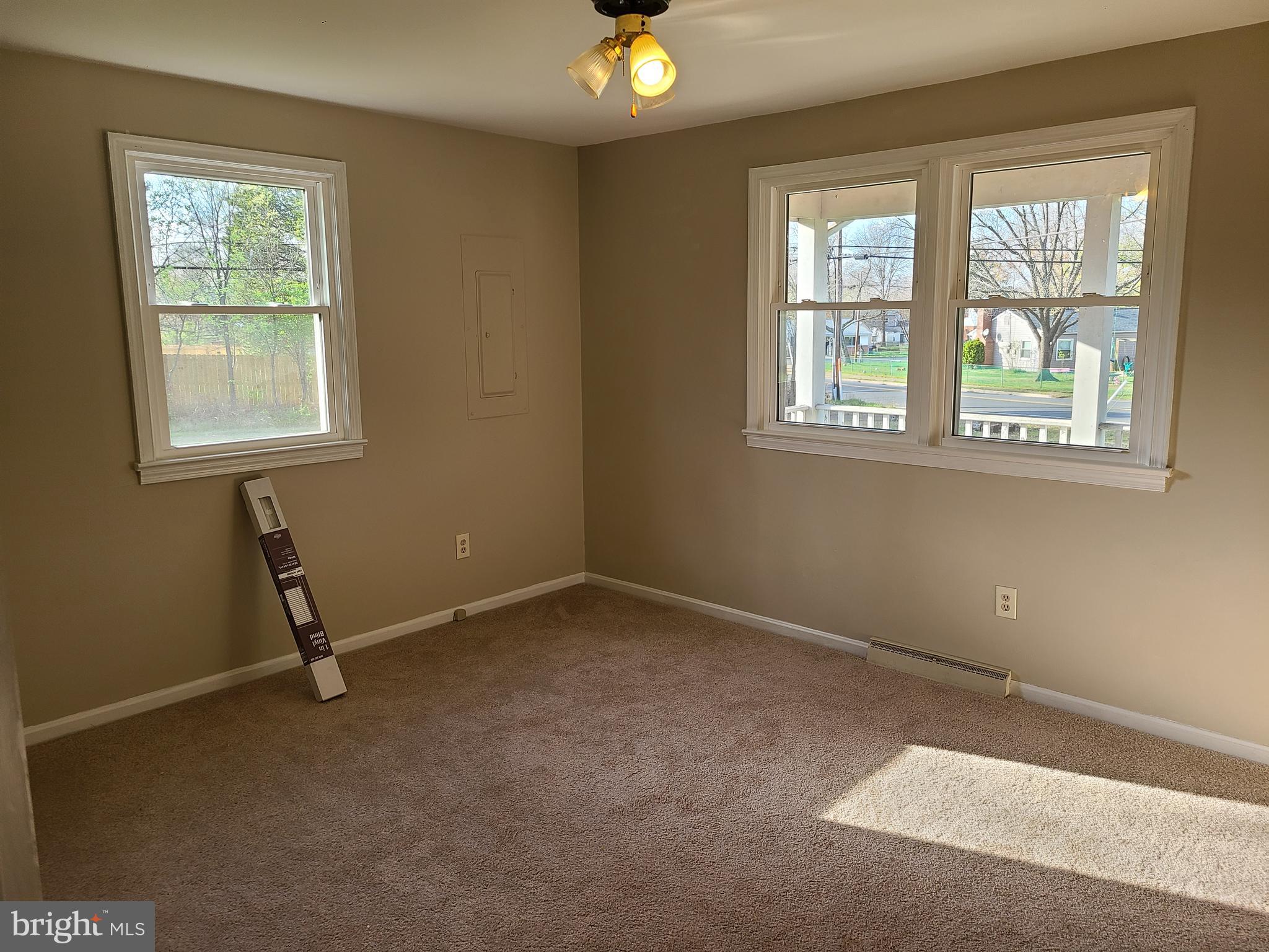 YORKSHIRE PARK - Residential Lease