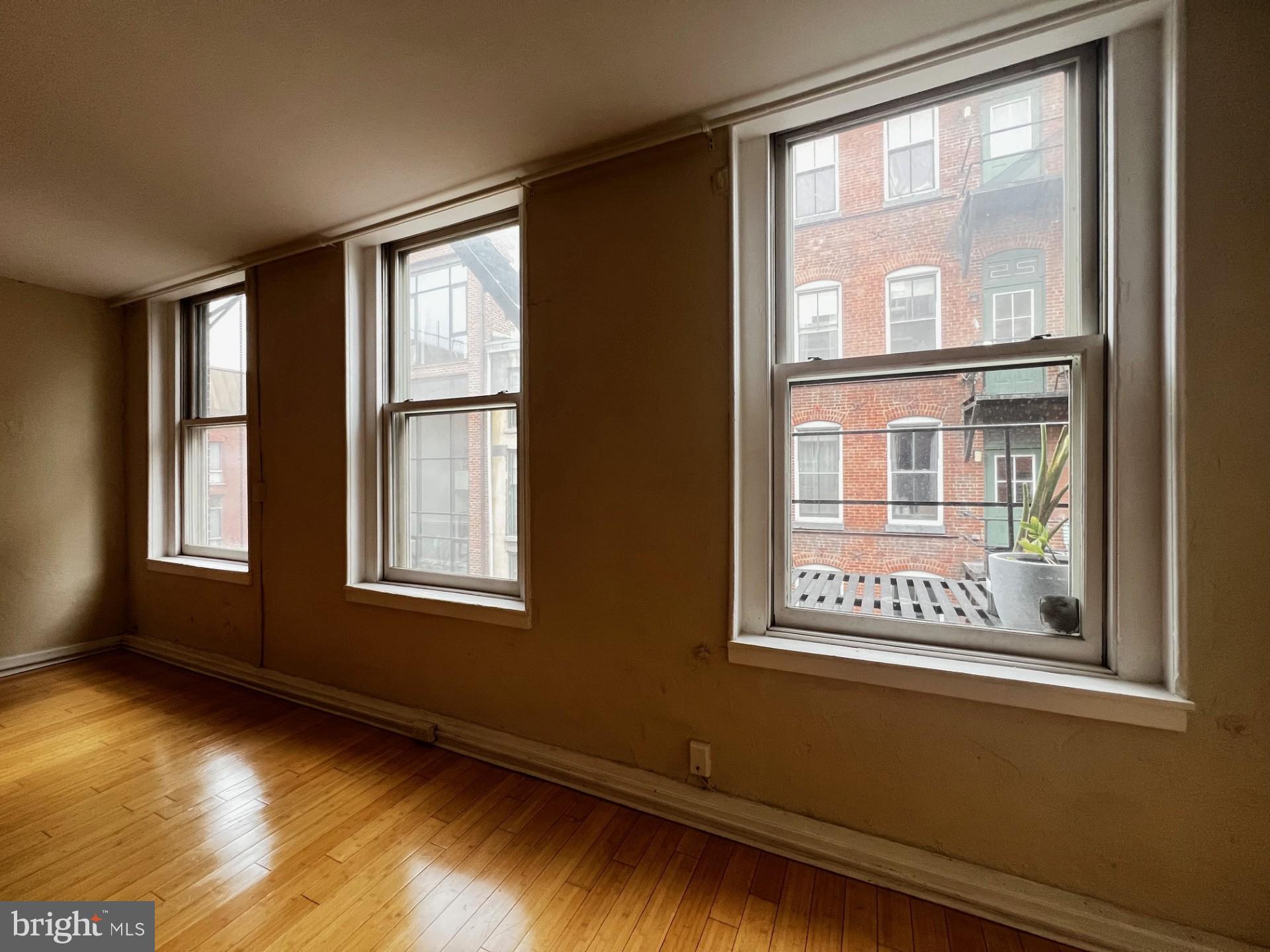 OLD CITY - Residential