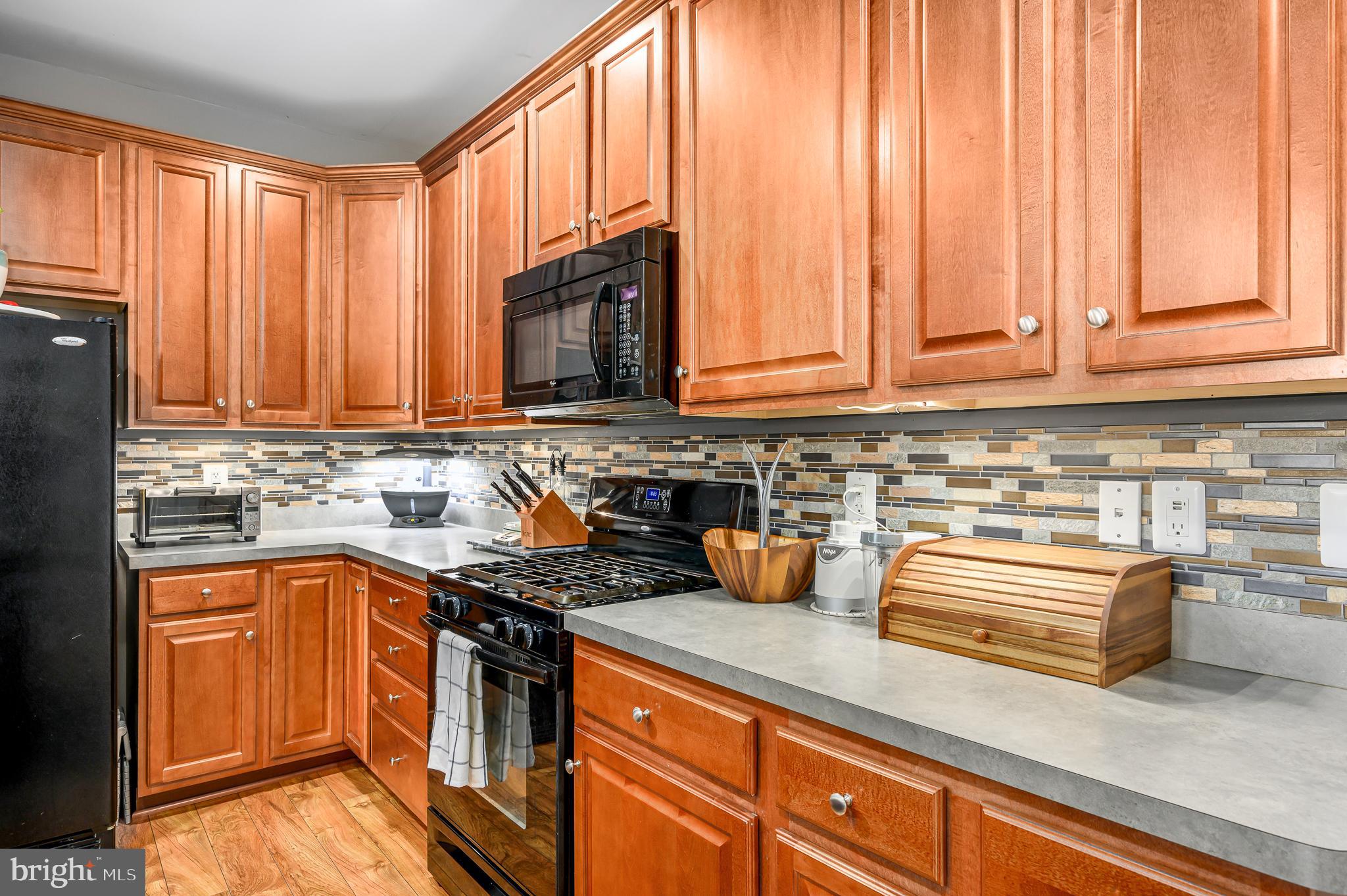 GOOSE CREEK VILLAGE CONDOMINIUM - Residential Lease