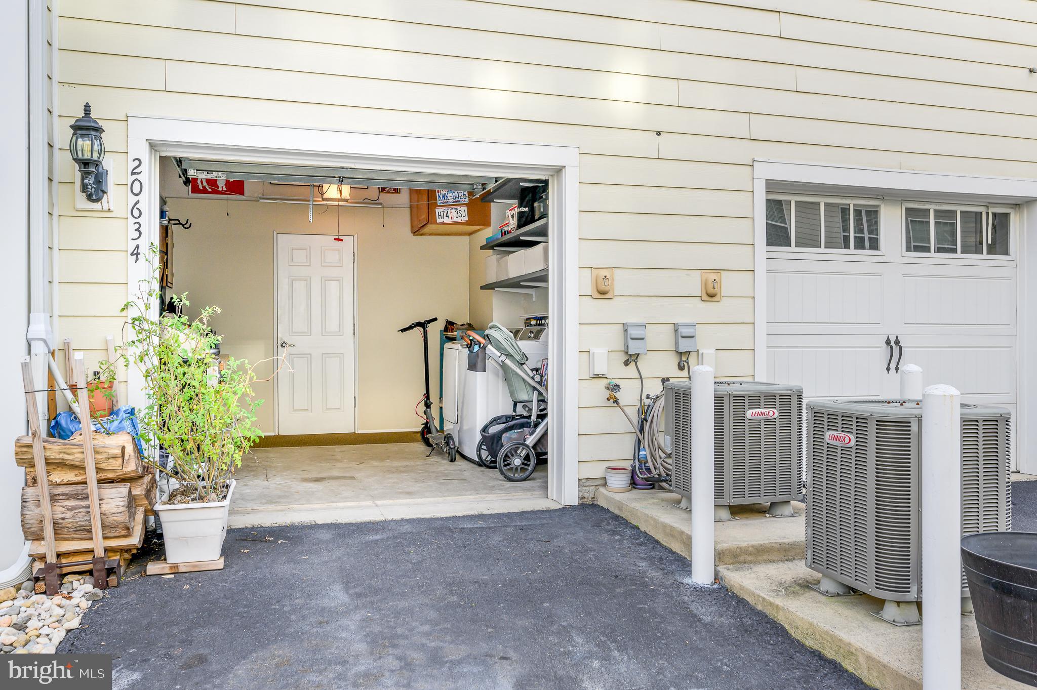 GOOSE CREEK VILLAGE CONDOMINIUM - Residential Lease