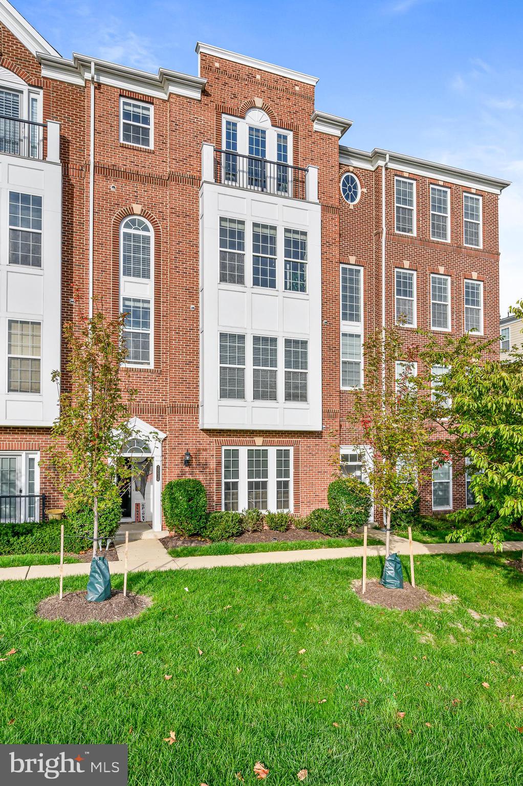 GOOSE CREEK VILLAGE CONDOMINIUM - Residential Lease