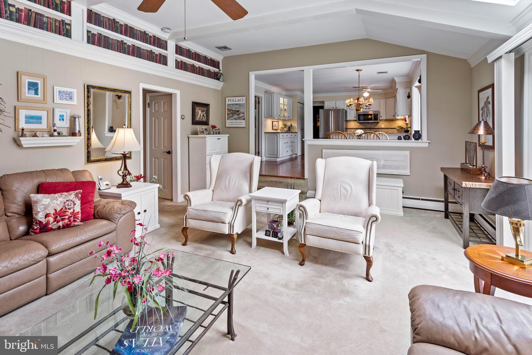 MAPLE HILL - Residential