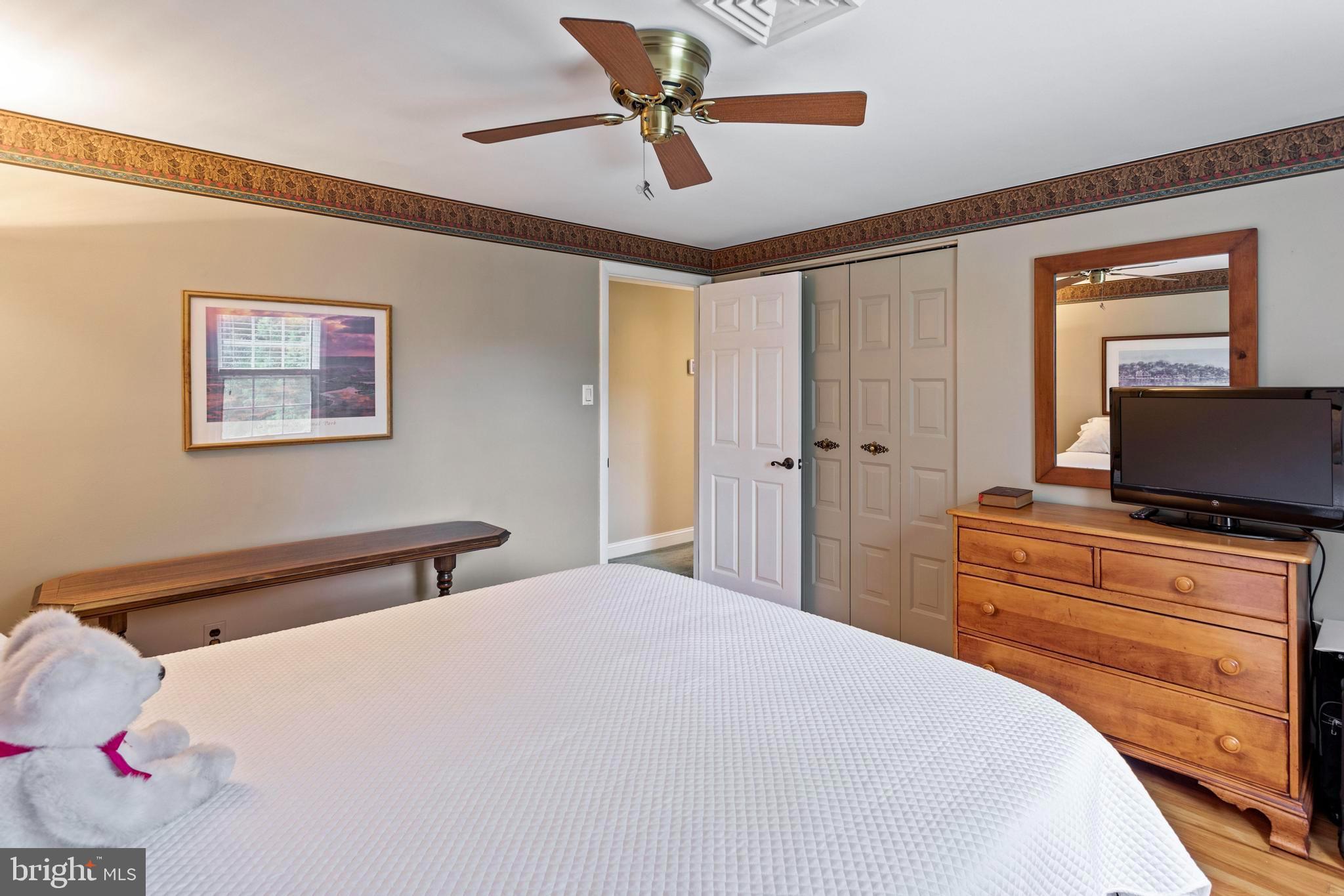 MAPLE HILL - Residential