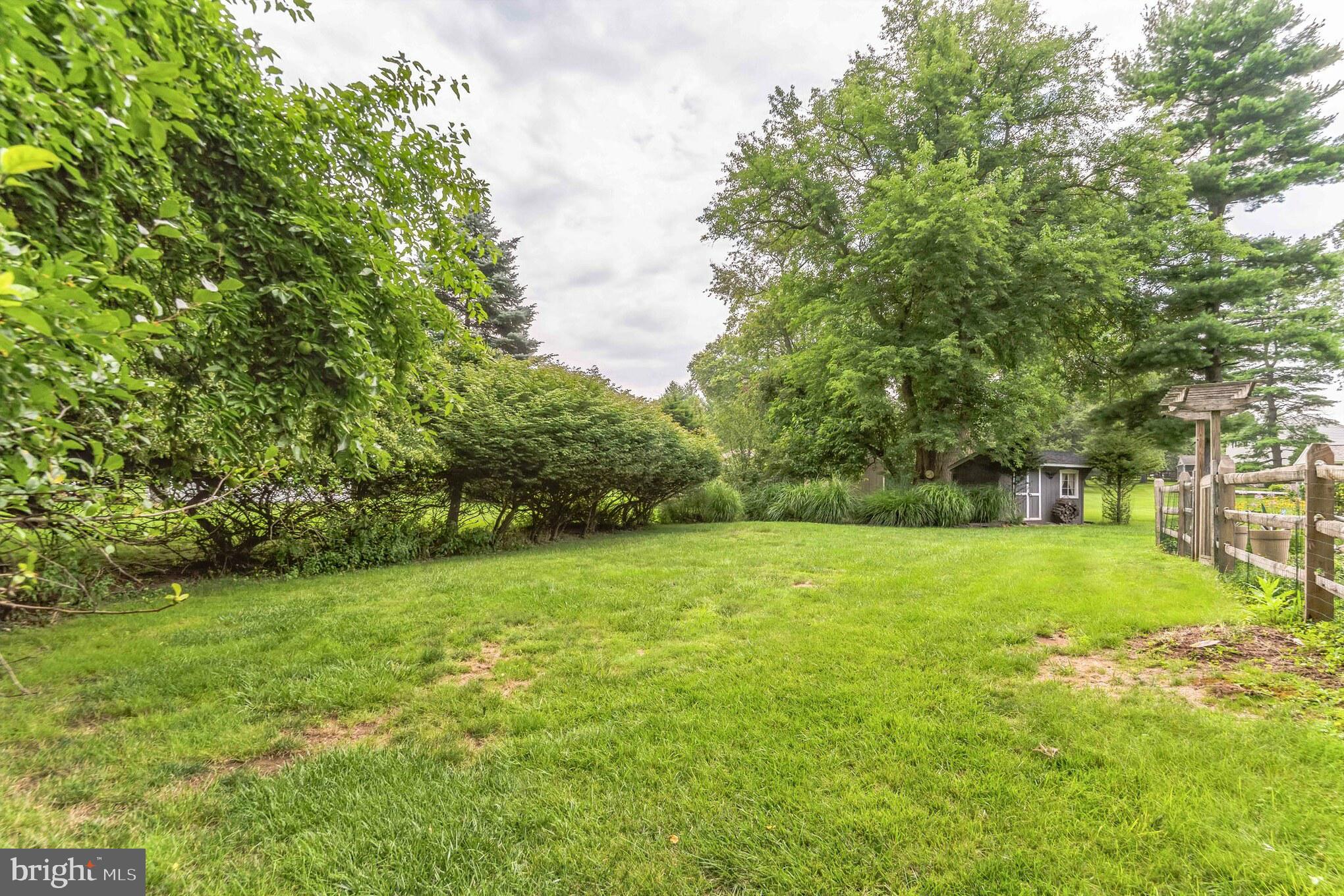 MAPLE HILL - Residential