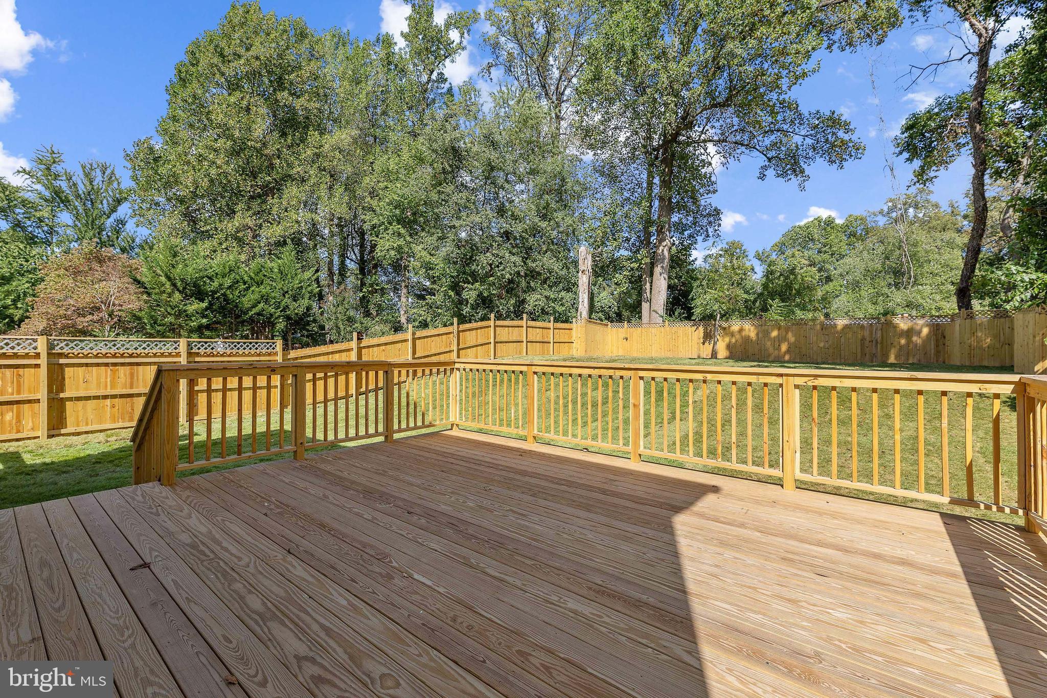 WHEATON WOODS - Residential