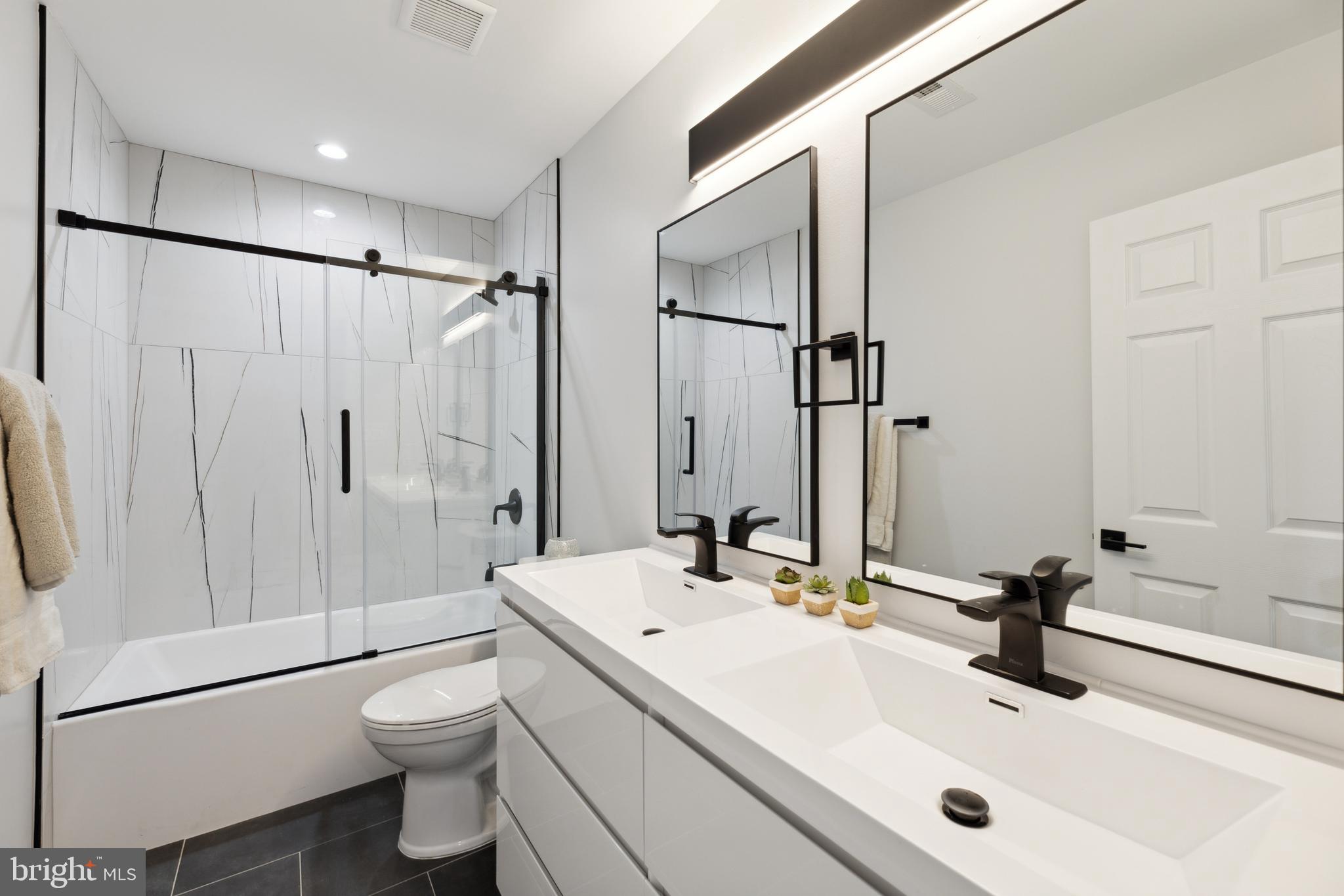 WHEATON WOODS - Residential