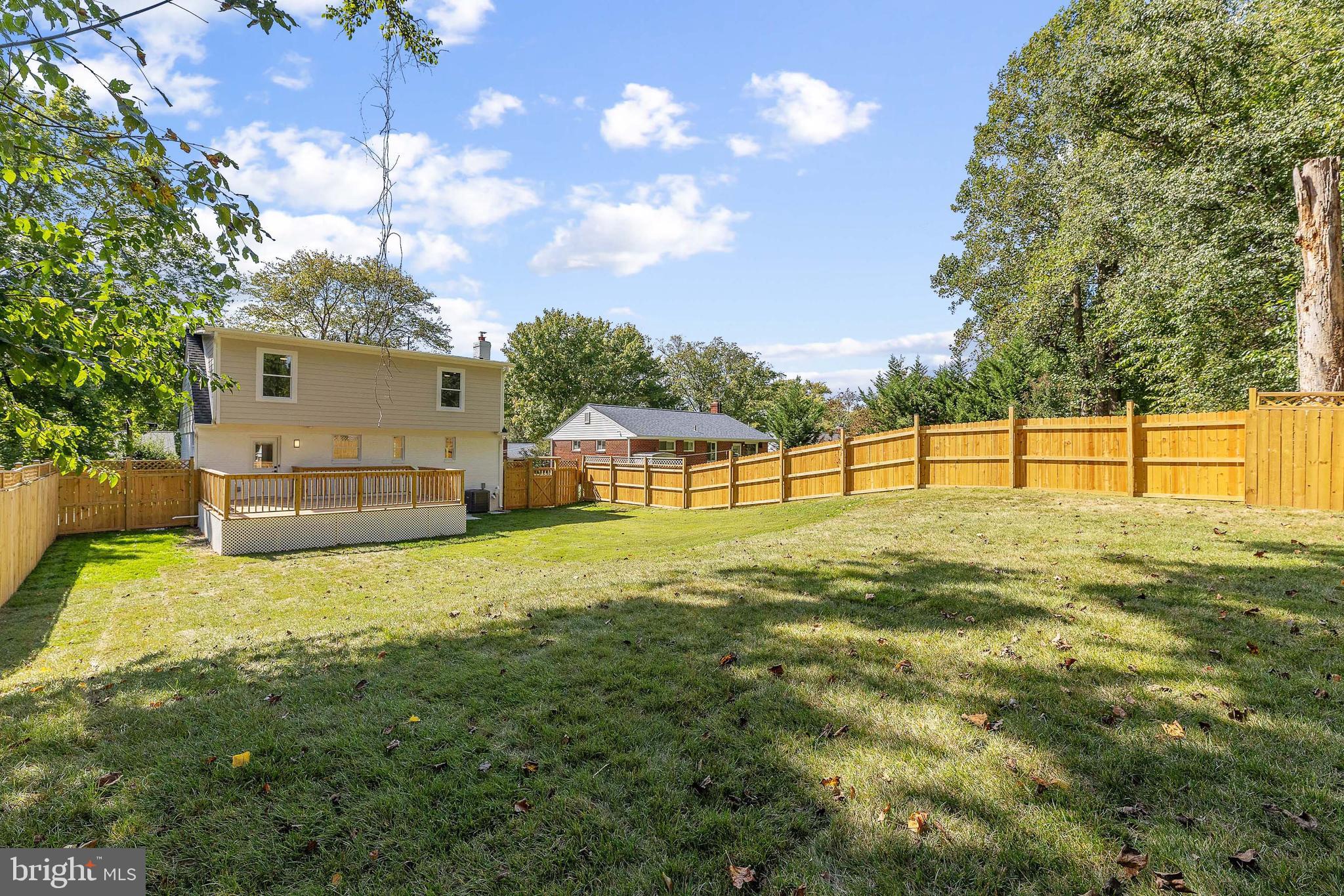 WHEATON WOODS - Residential