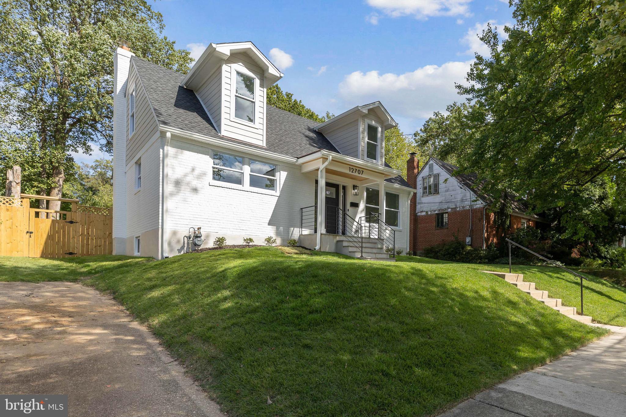 WHEATON WOODS - Residential