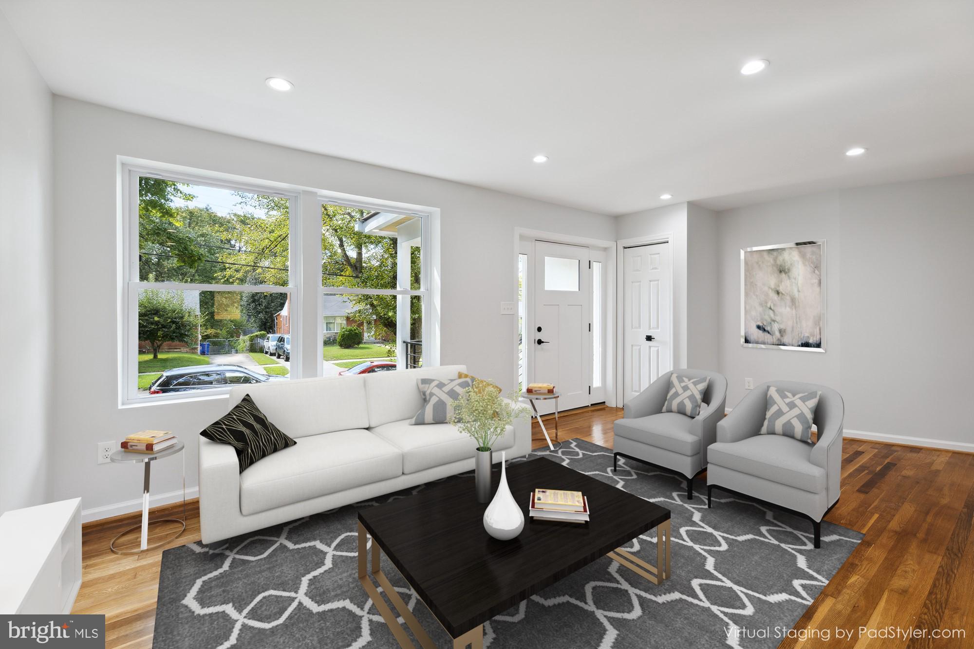 WHEATON WOODS - Residential