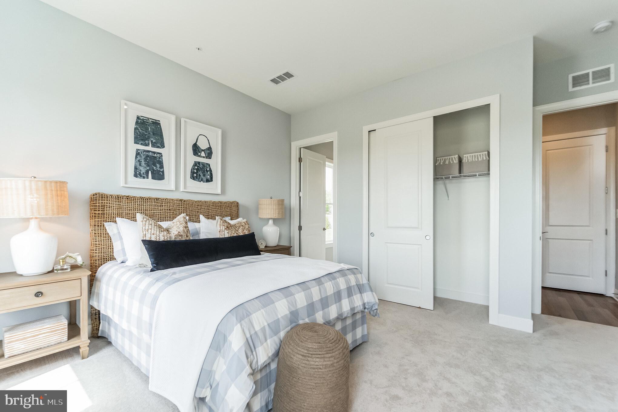 FOUR SEASONS AT KENT ISLAND - Residential