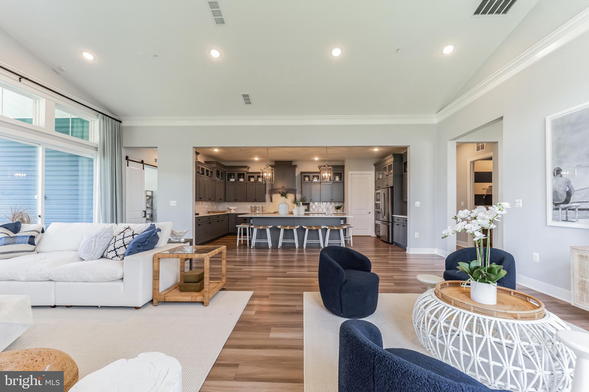 FOUR SEASONS AT KENT ISLAND - Residential