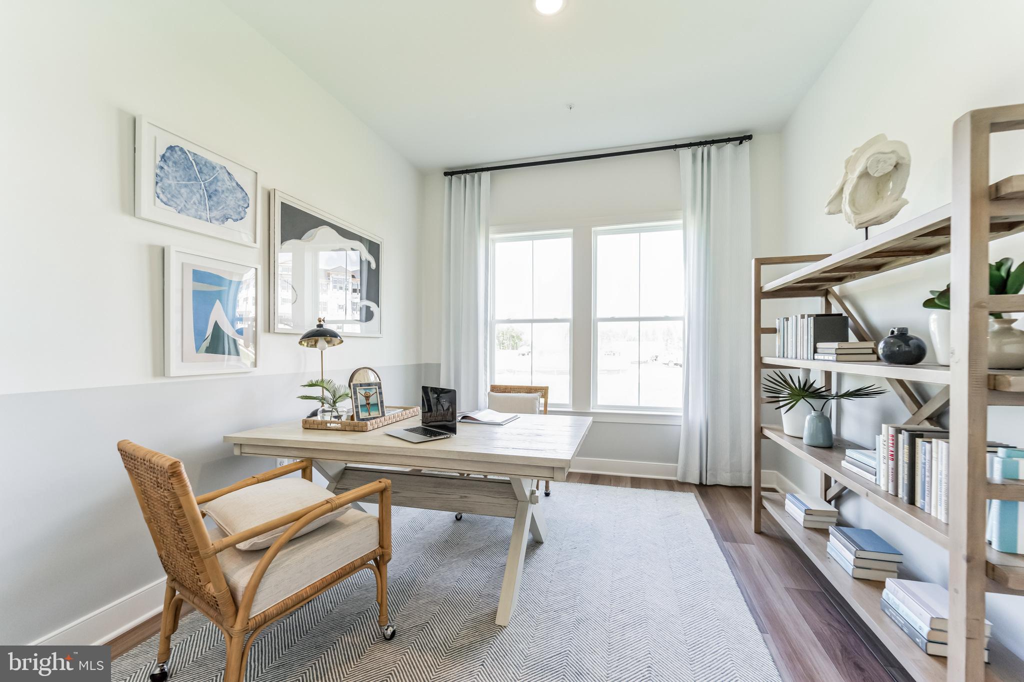 FOUR SEASONS AT KENT ISLAND - Residential