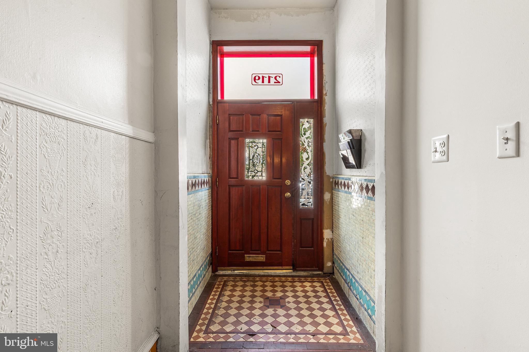 2119 S 13TH