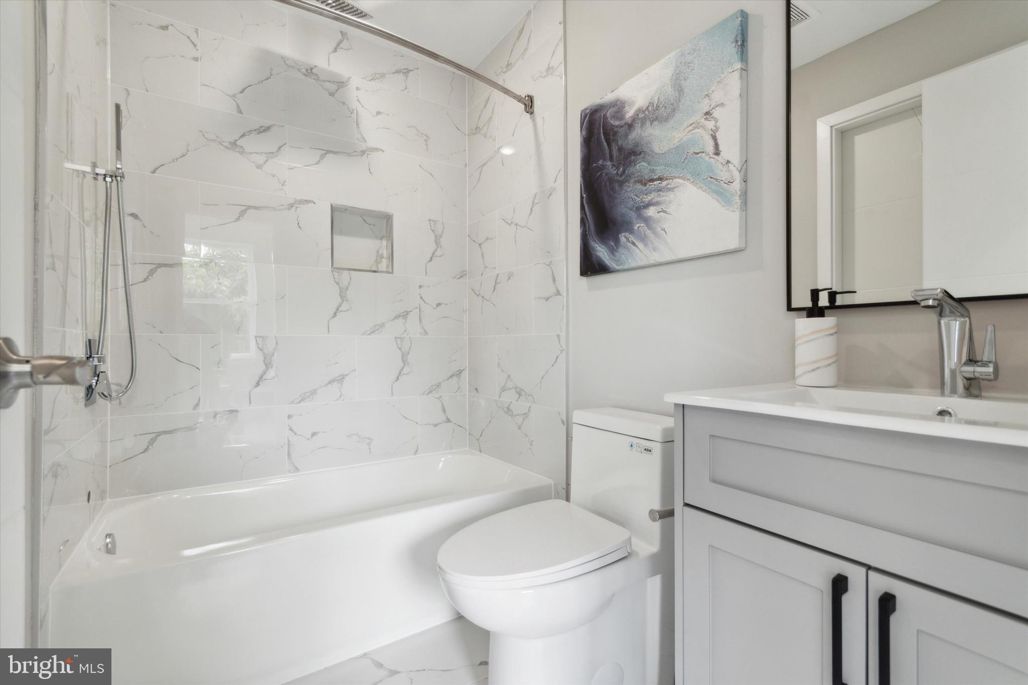 NORTH CENTRAL - Residential Lease