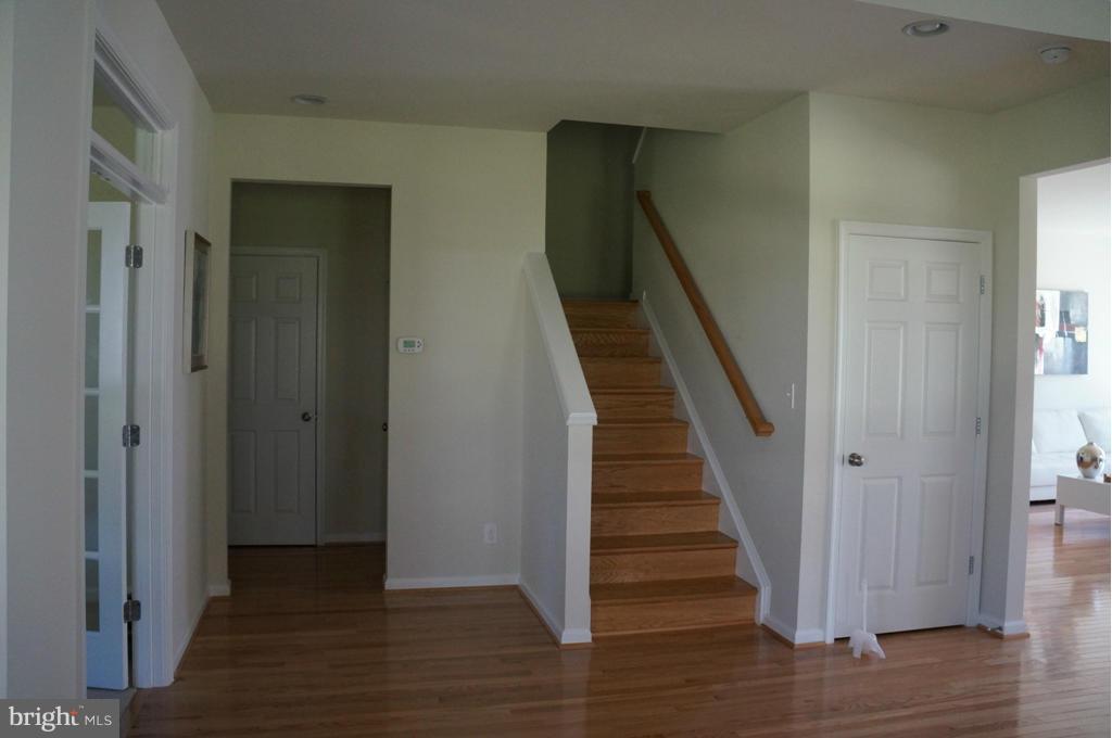 TRENT GROVE - Residential