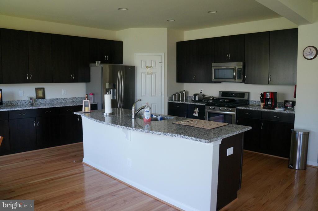 TRENT GROVE - Residential