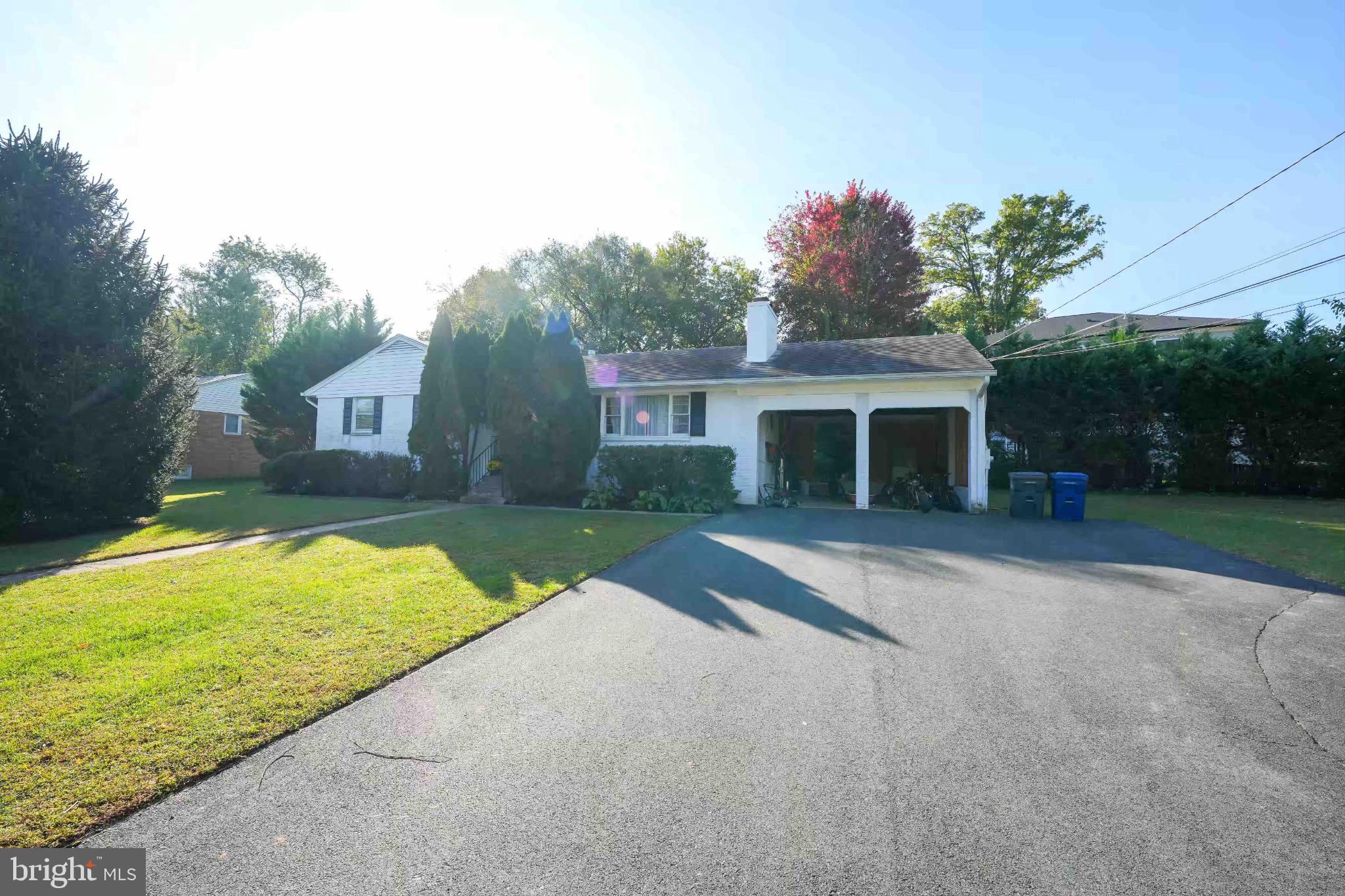 MCLEAN MANOR - Residential Lease