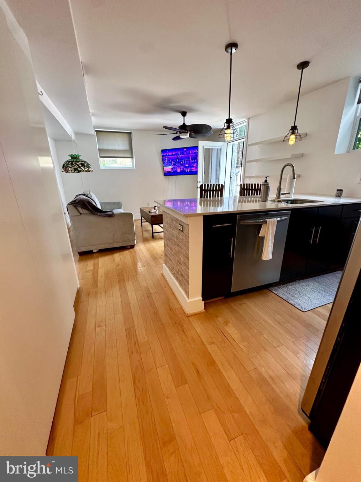 809 OTIS PLACE NW 4