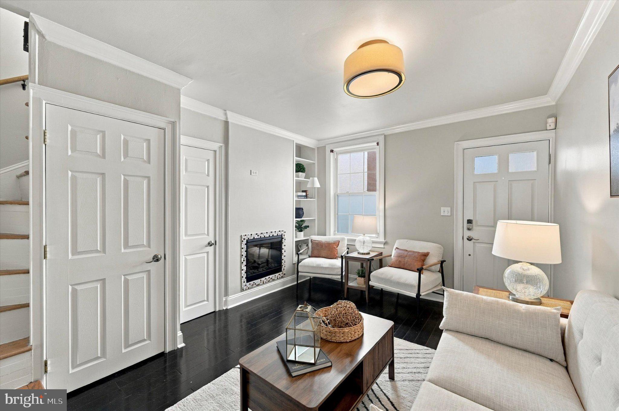 2700 SOUTH STREET 2706