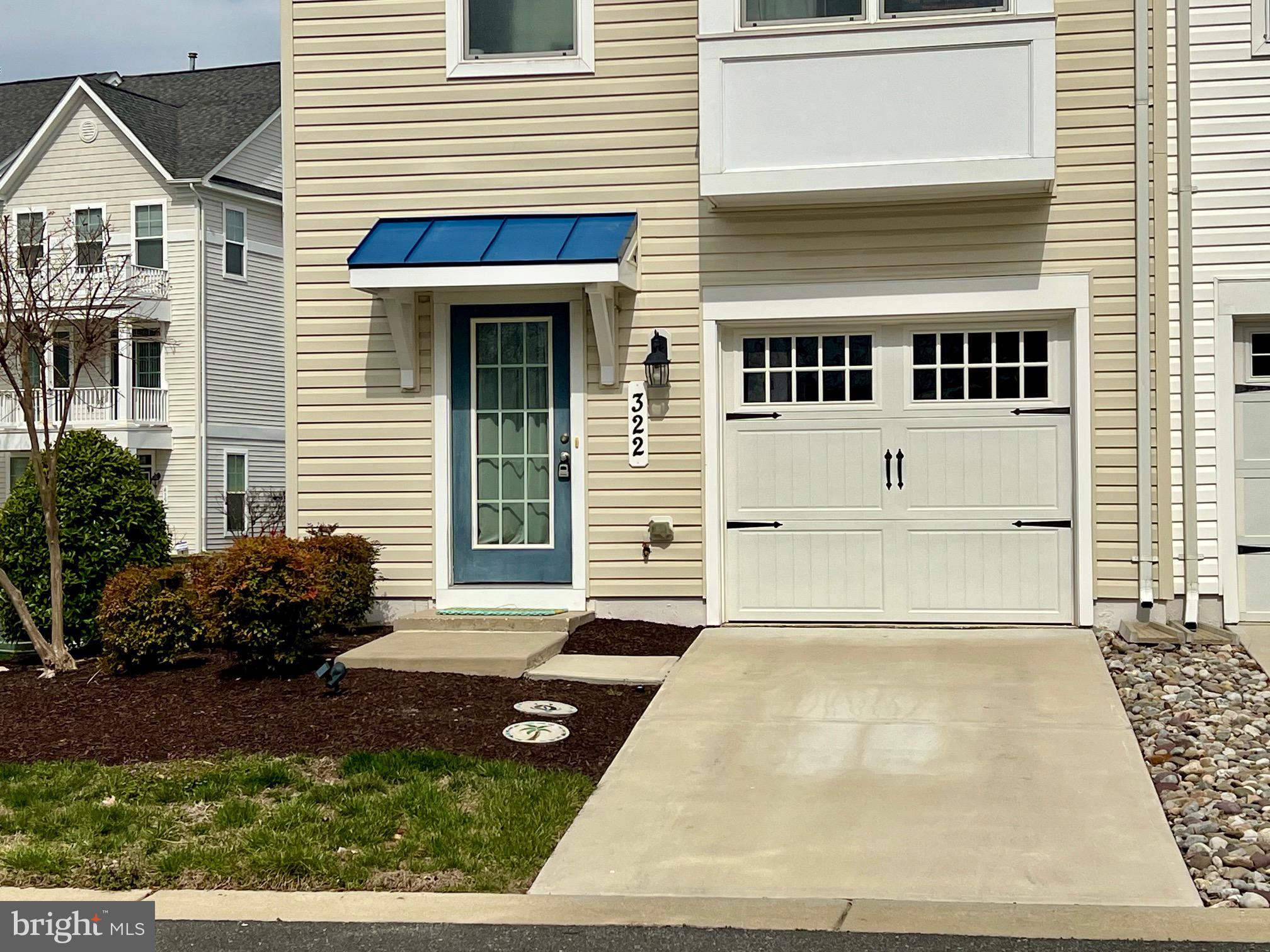 DEEP HARBOUR - Residential