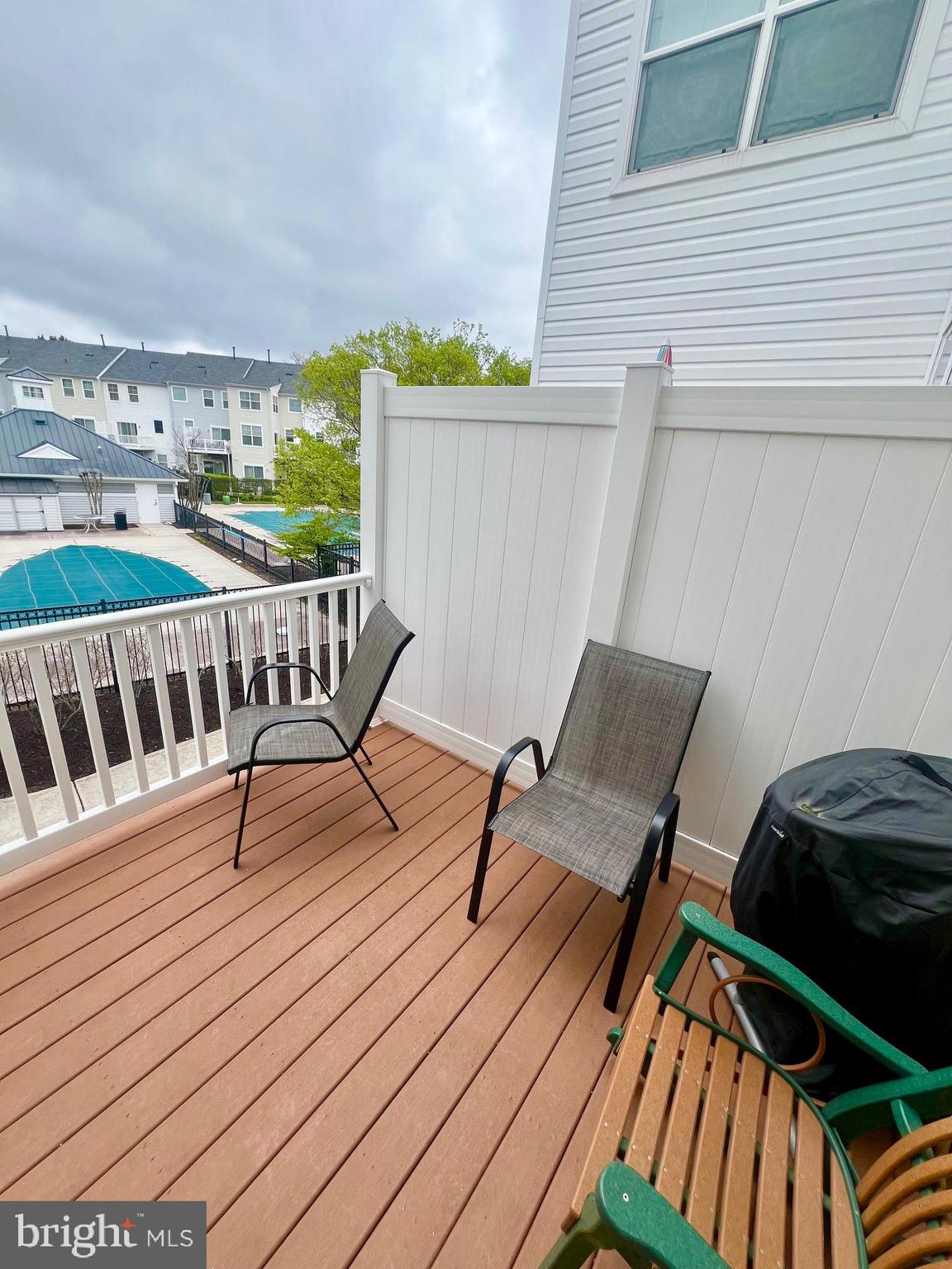 DEEP HARBOUR - Residential