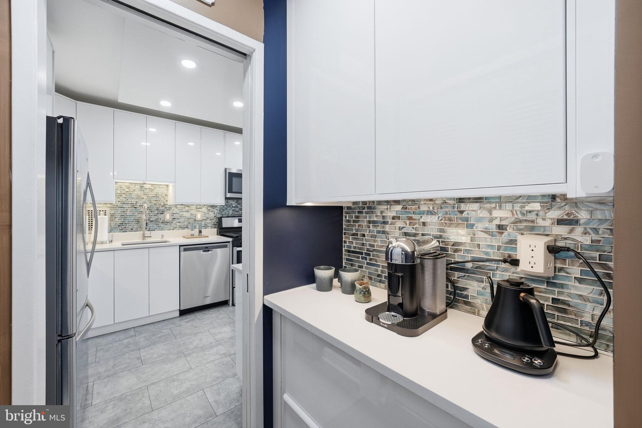 3701 S GEORGE MASON DRIVE 1813N