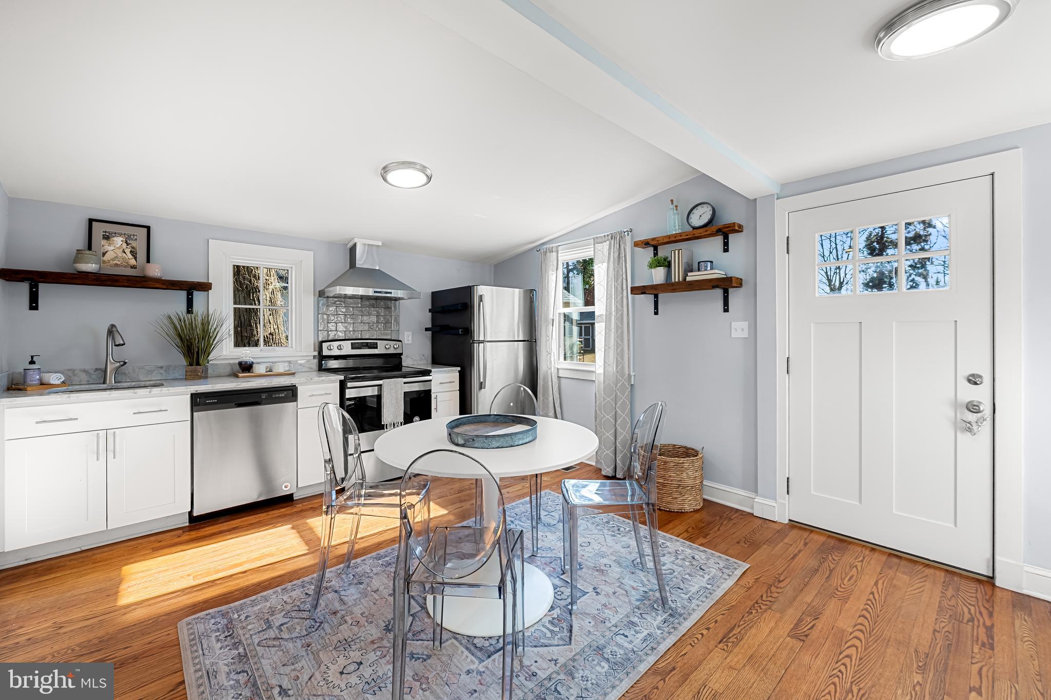 MOUNT WASHINGTON - Residential