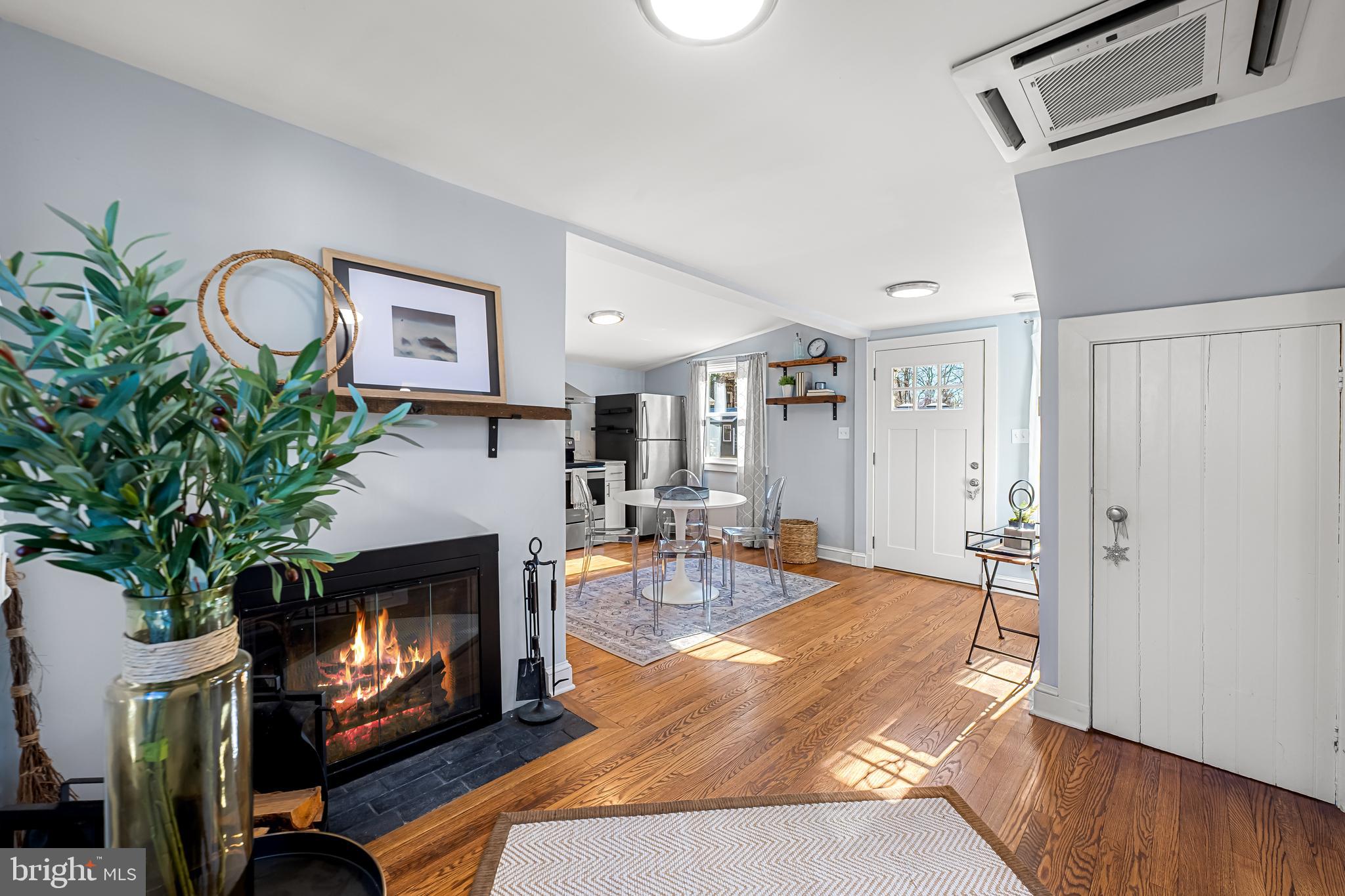 MOUNT WASHINGTON - Residential