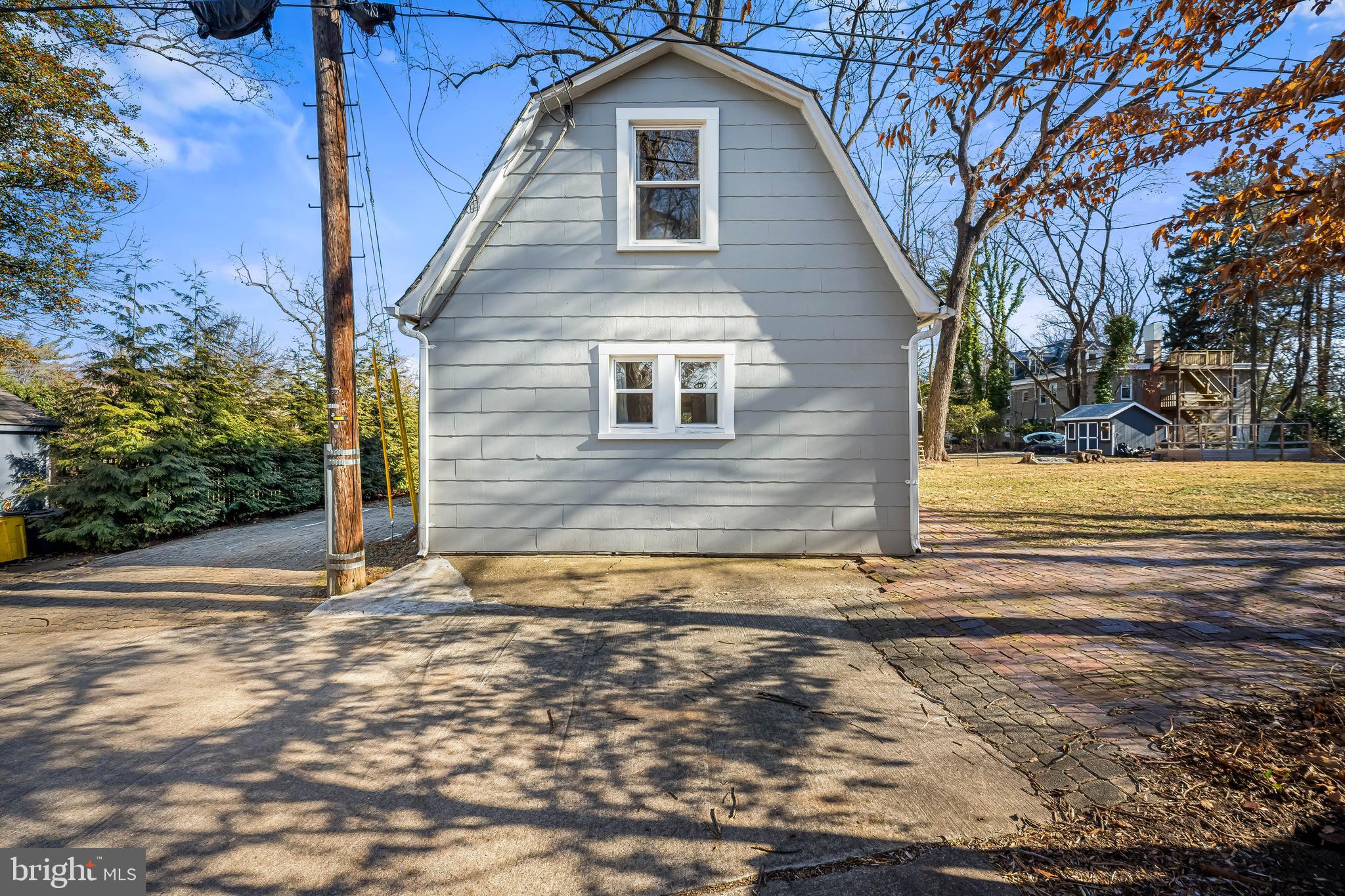 MOUNT WASHINGTON - Residential