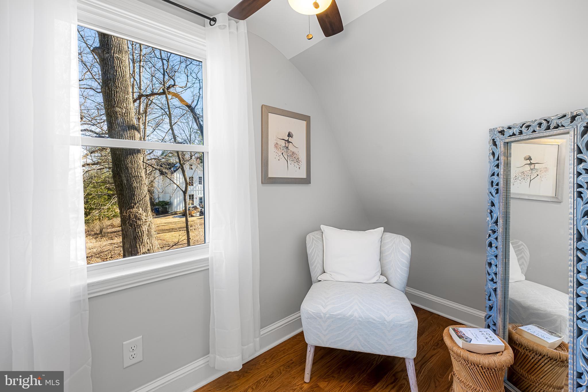 MOUNT WASHINGTON - Residential