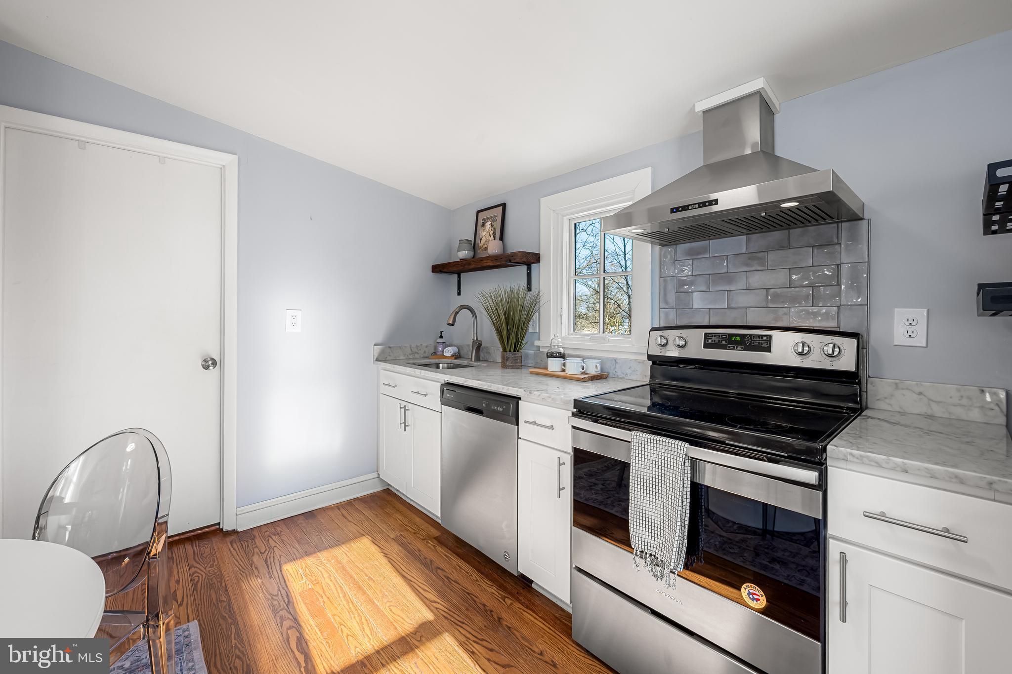 MOUNT WASHINGTON - Residential