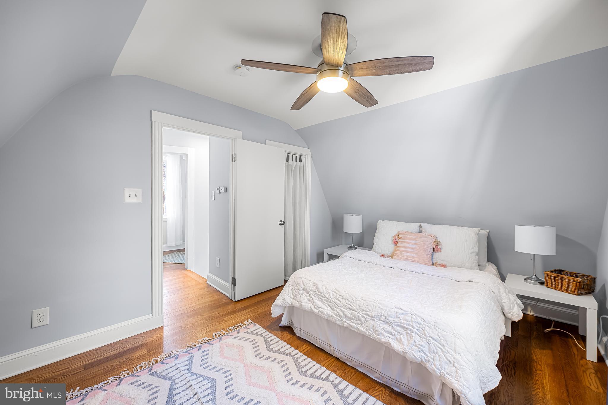 MOUNT WASHINGTON - Residential