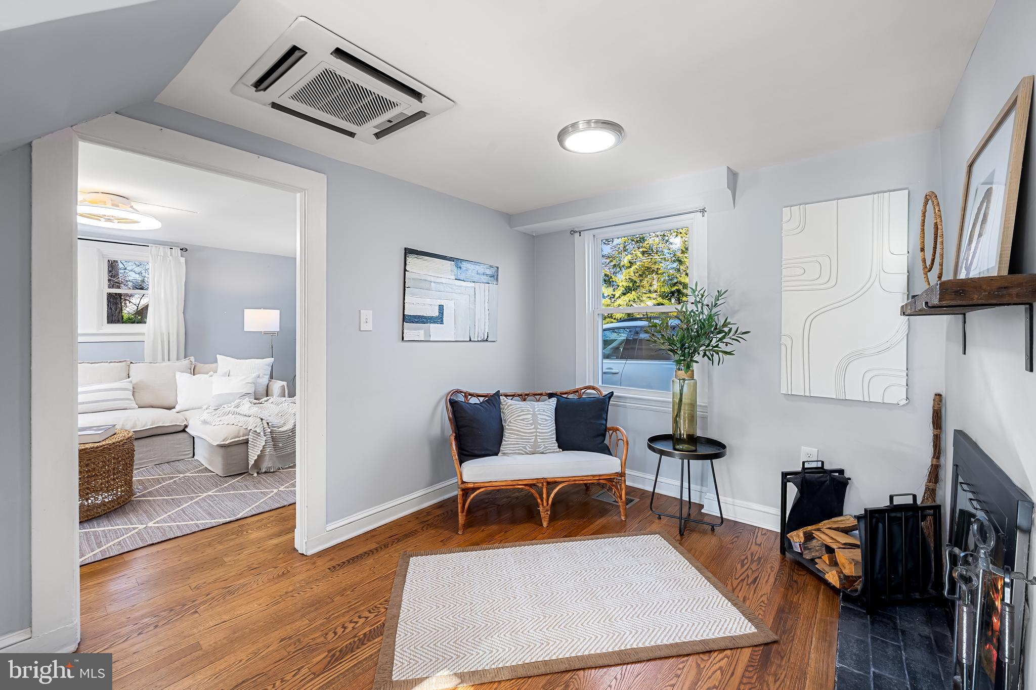 MOUNT WASHINGTON - Residential