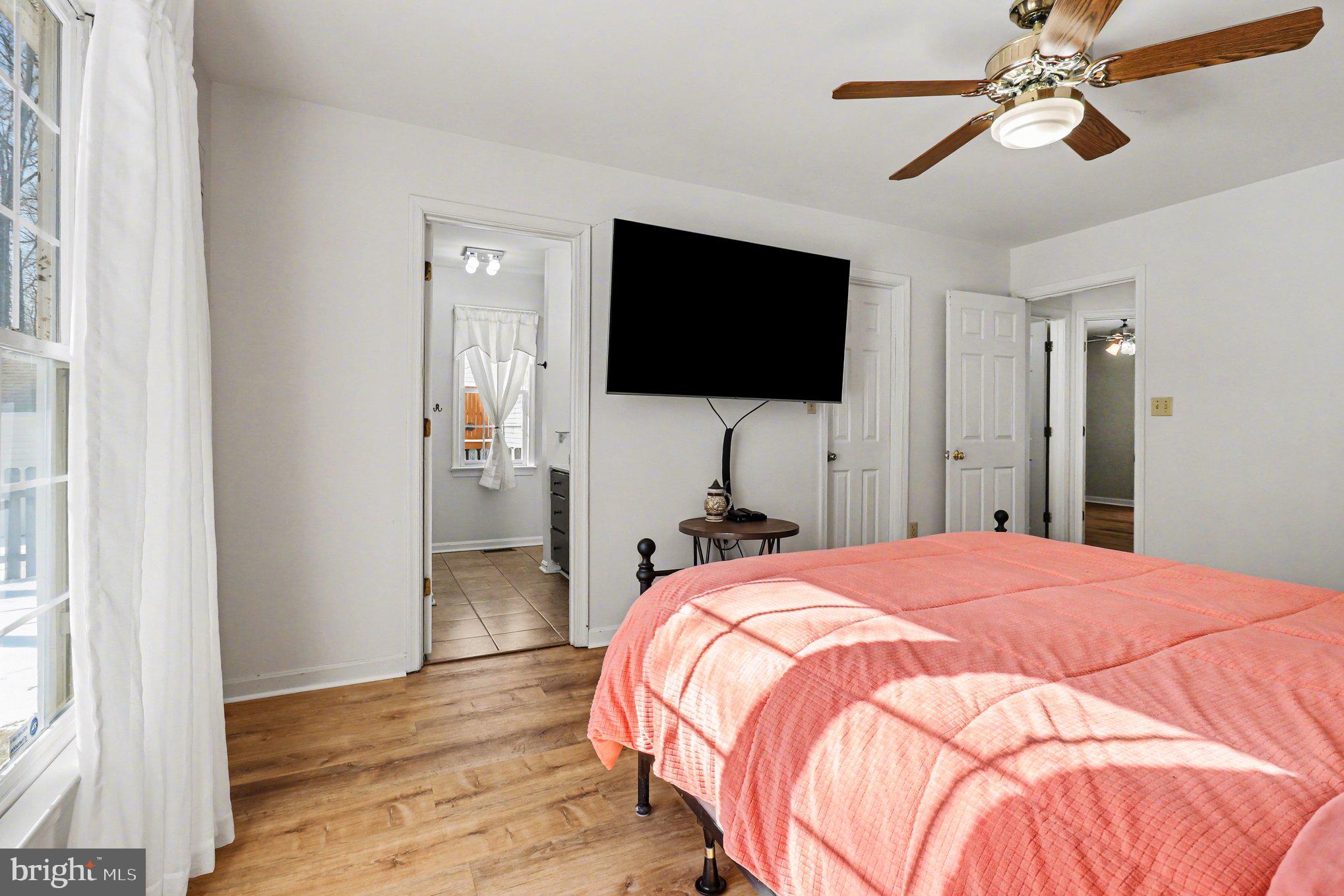 LEAVELLS CROSSING - Residential