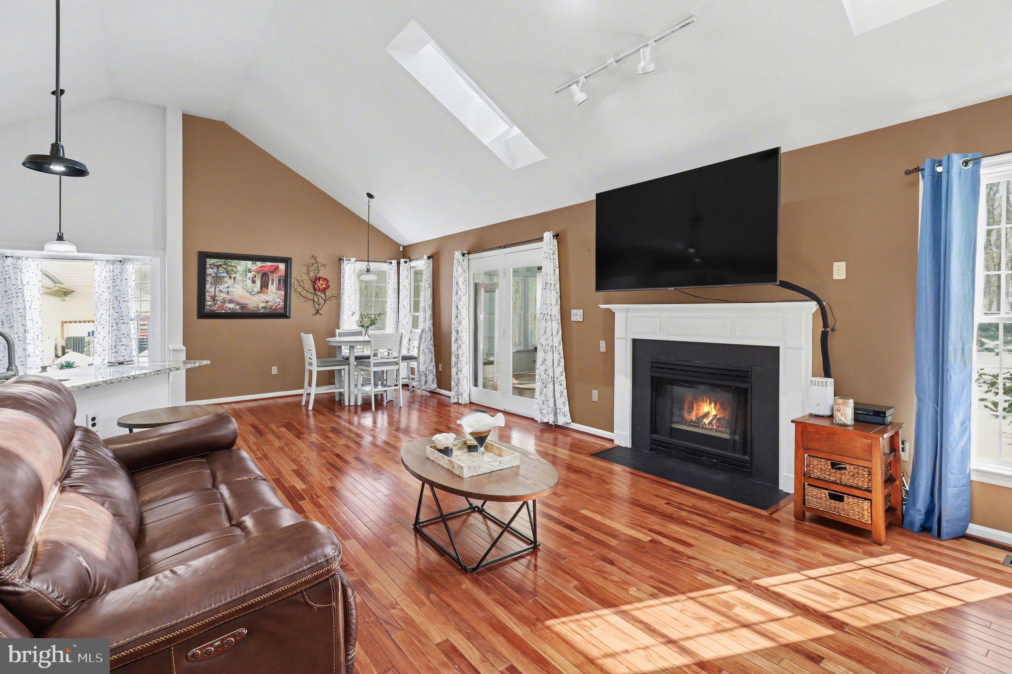 LEAVELLS CROSSING - Residential