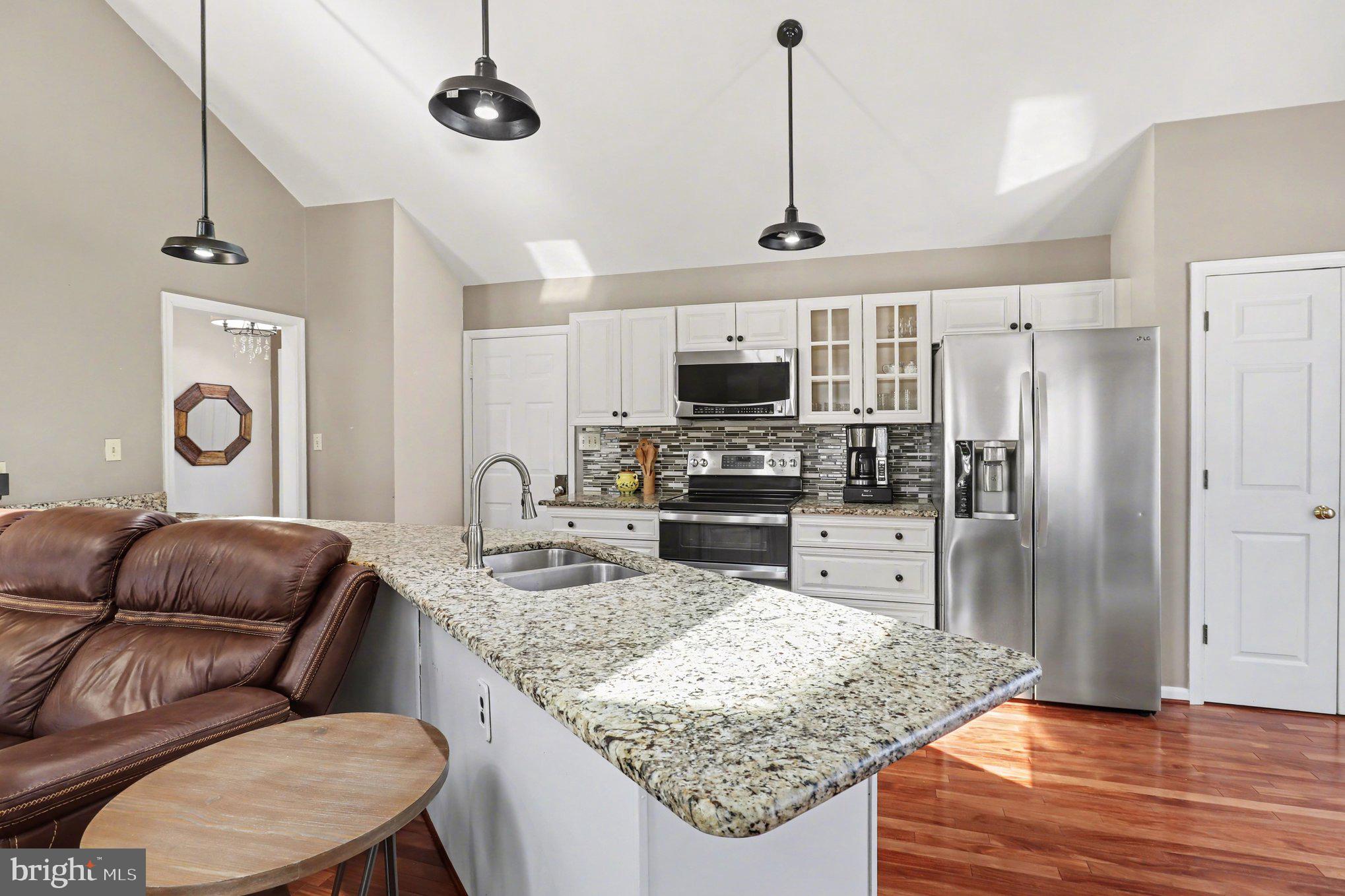 LEAVELLS CROSSING - Residential