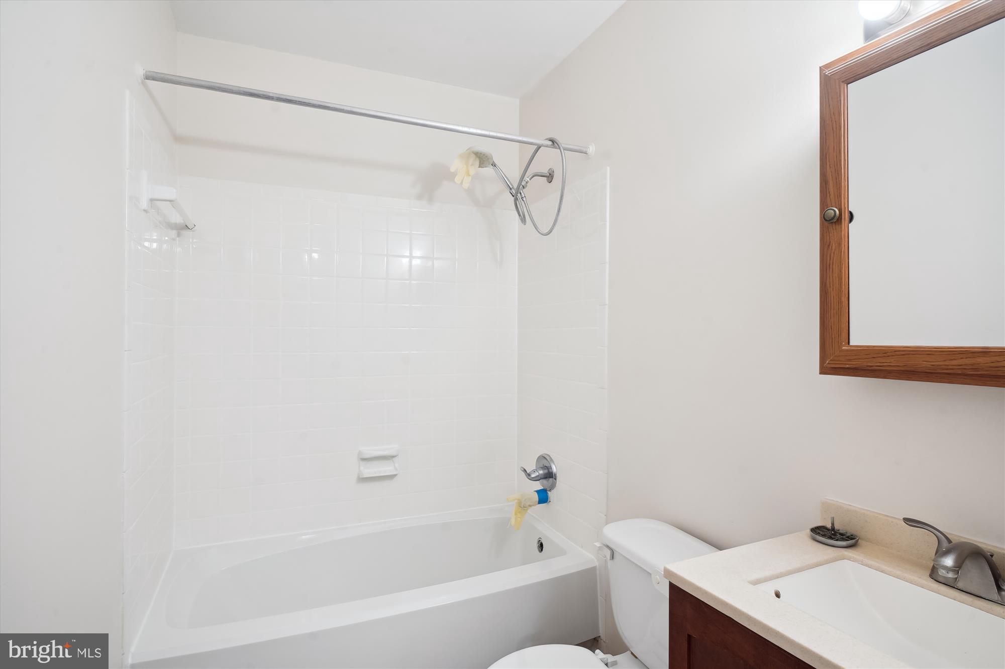 HUNTERS WOODS - Residential